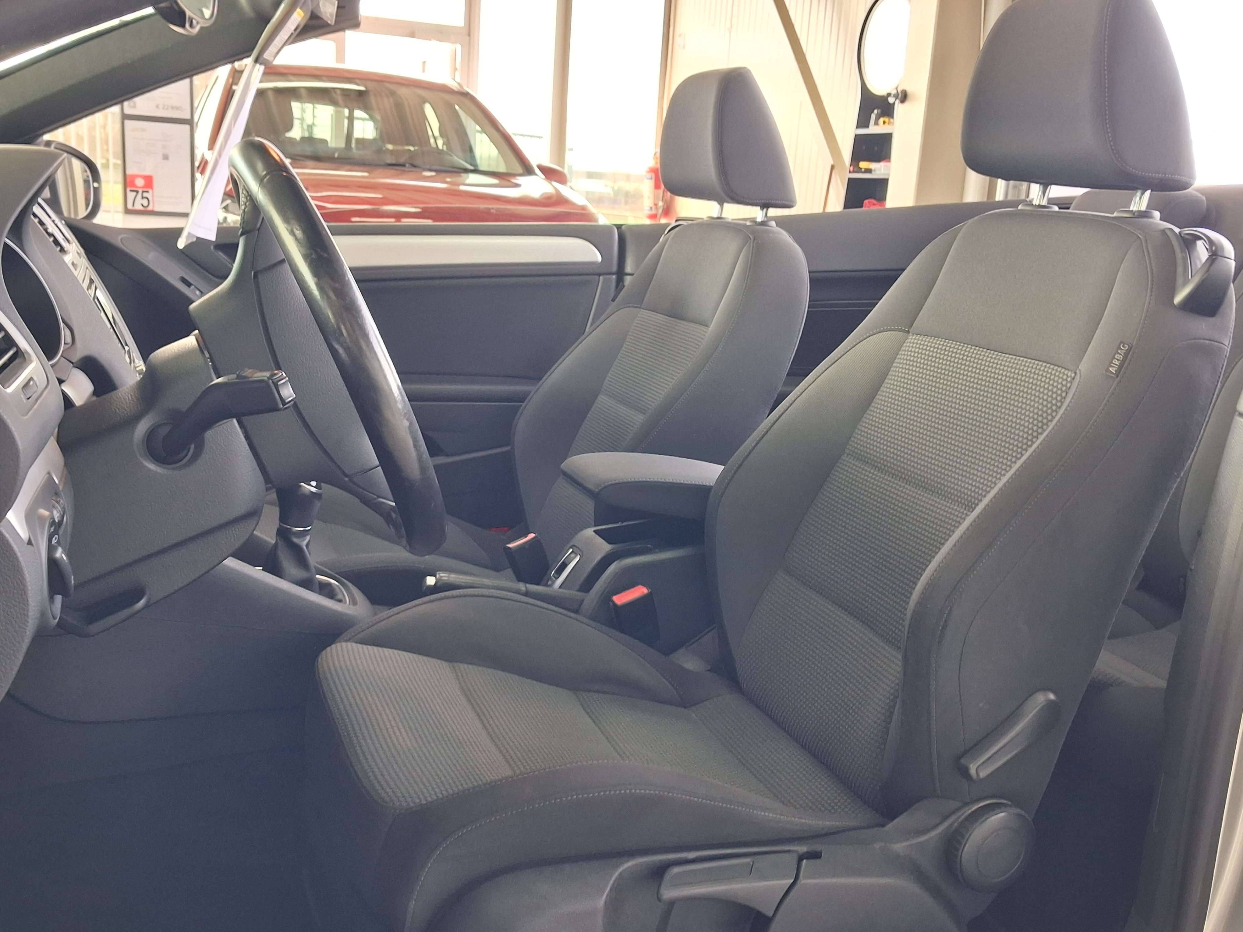 Volkswagen Golf Cabriolet Golf Cabriolet 1.2 TSI/ 1 ERE MAIN/NAVI/BLUETOOTH