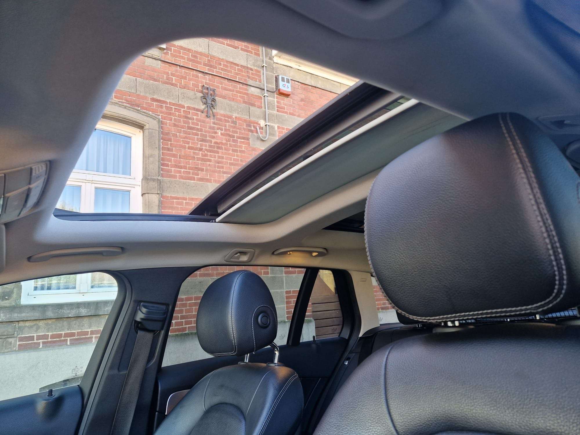 Mercedes-Benz C 200 d BLUETEC  Euro 6b  *TOIT PANO/CAMERA/CUIR/GPS *