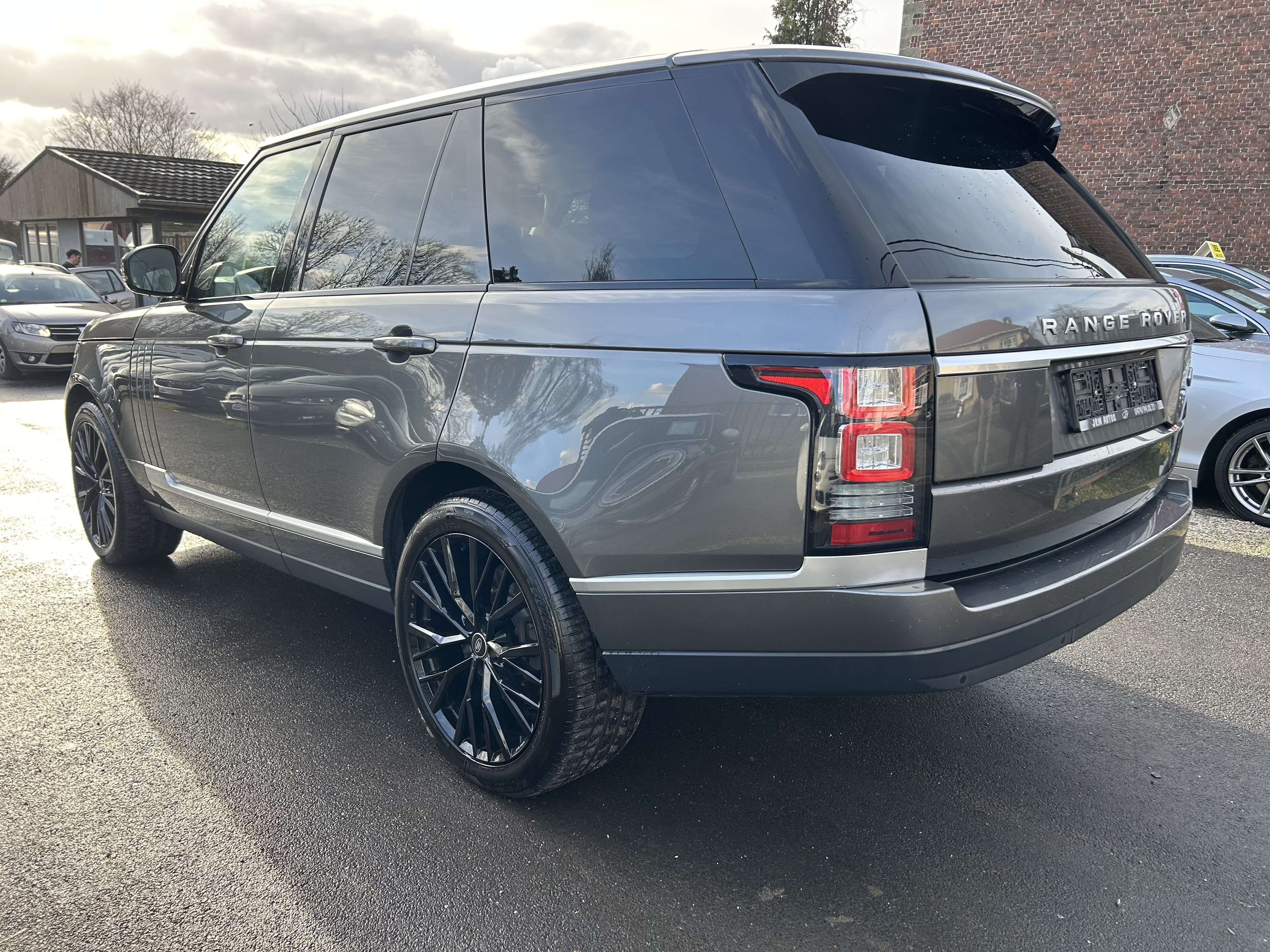 Land Rover Range Rover 3.0 TDV6 Vogue avec carnet d'entretien complet
