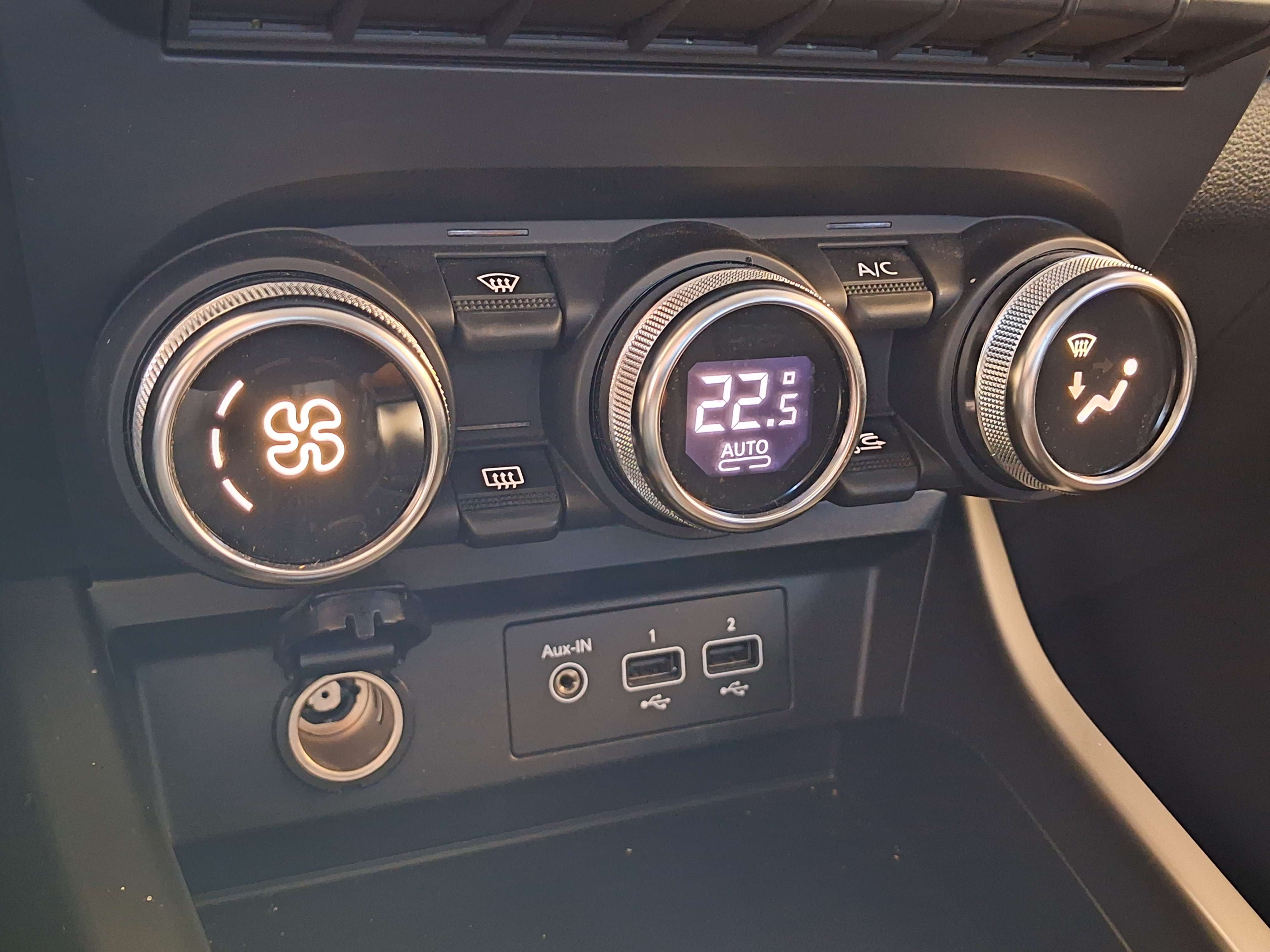 Renault Arkana Arkana 1.6 HYBRID E-TECH_NAVI_CAMERA_1ERPPOP