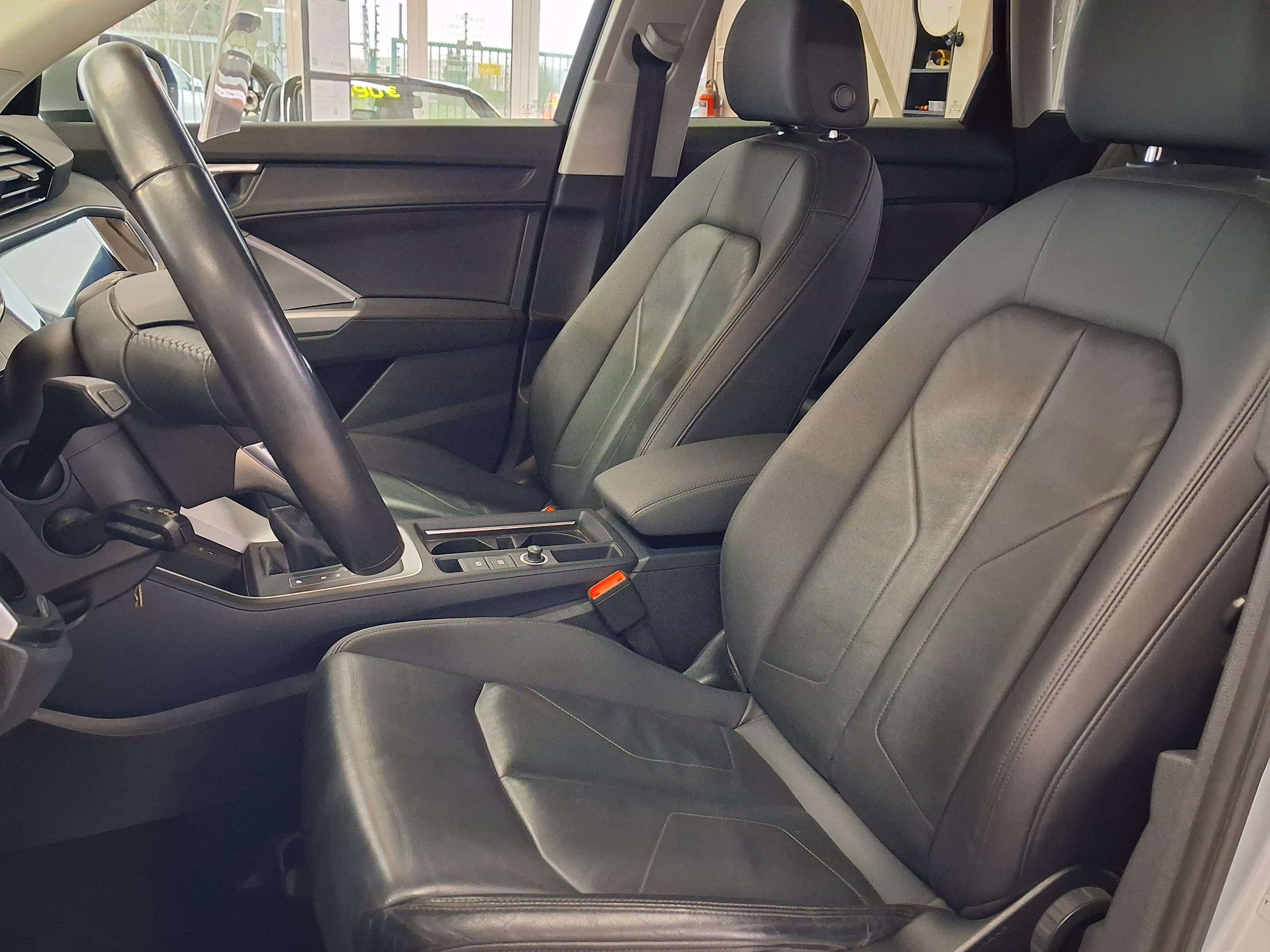 Audi Q3 Q3 35 TFSI S tronic/ 1 ER PROP/CUIR/BOITE AUTO/GPS