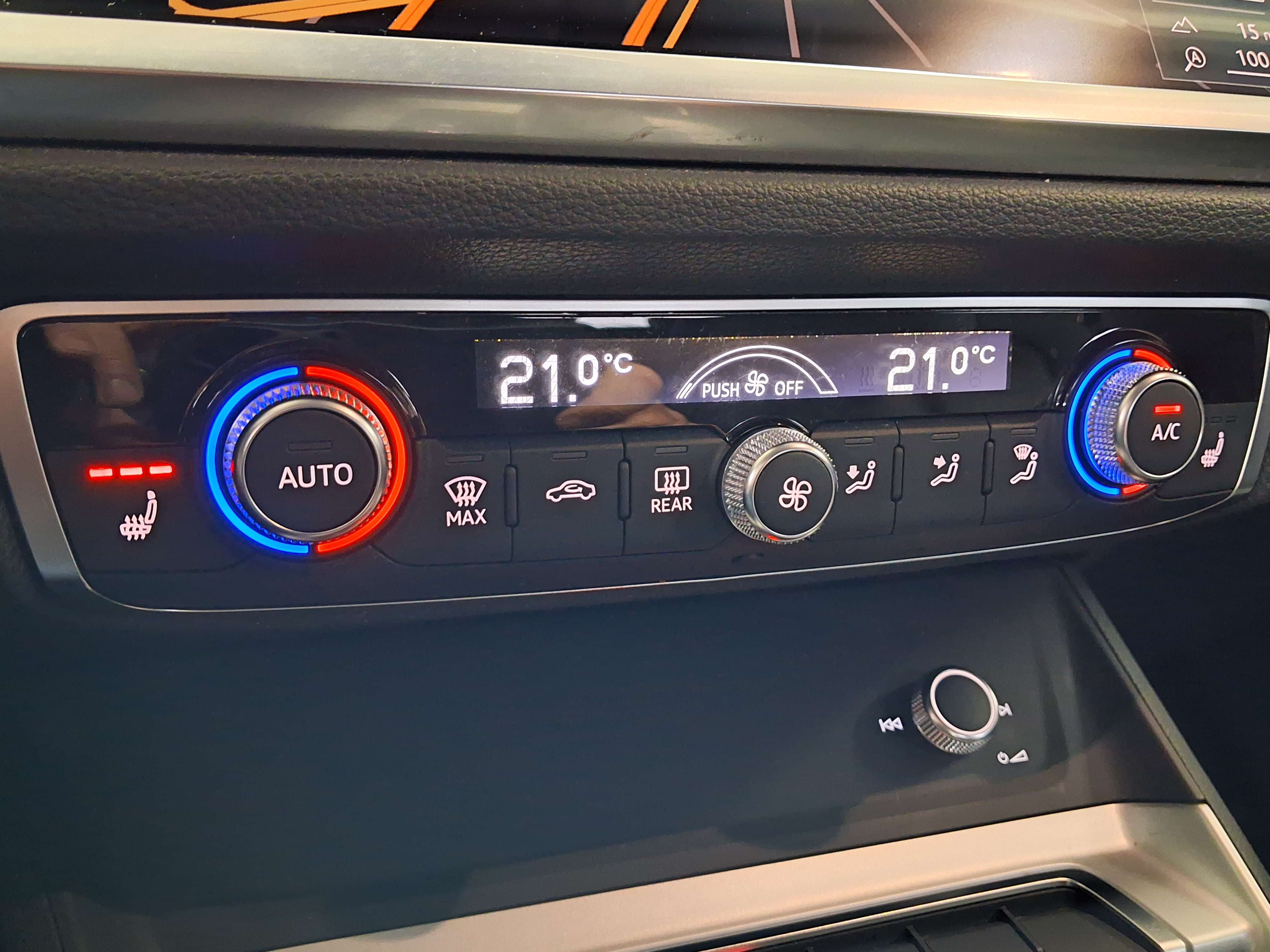 Audi Q3 Q3 35 TFSI S tronic/ 1 ER PROP/CUIR/BOITE AUTO/GPS