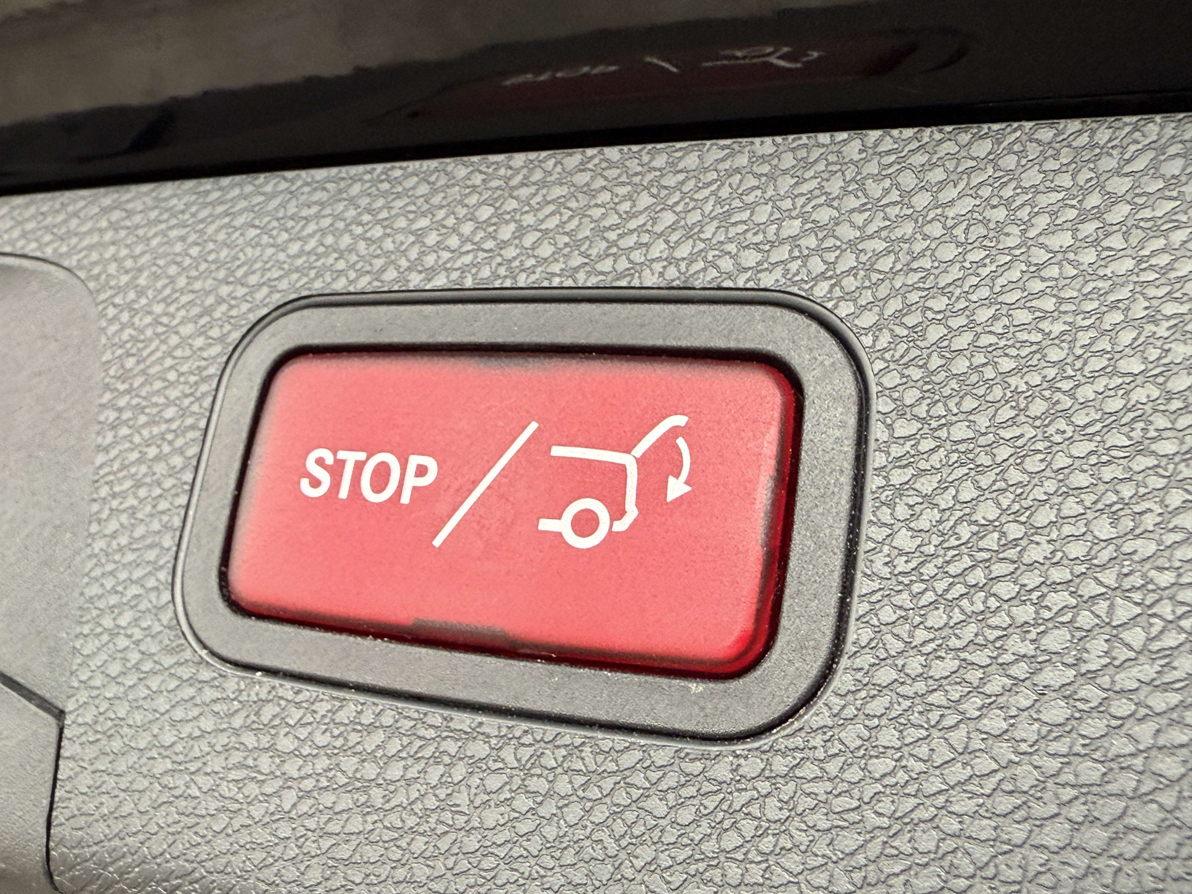 Mercedes-Benz E 200 E 200 d Business Solution AMG_NAVI_SEMICUIR_