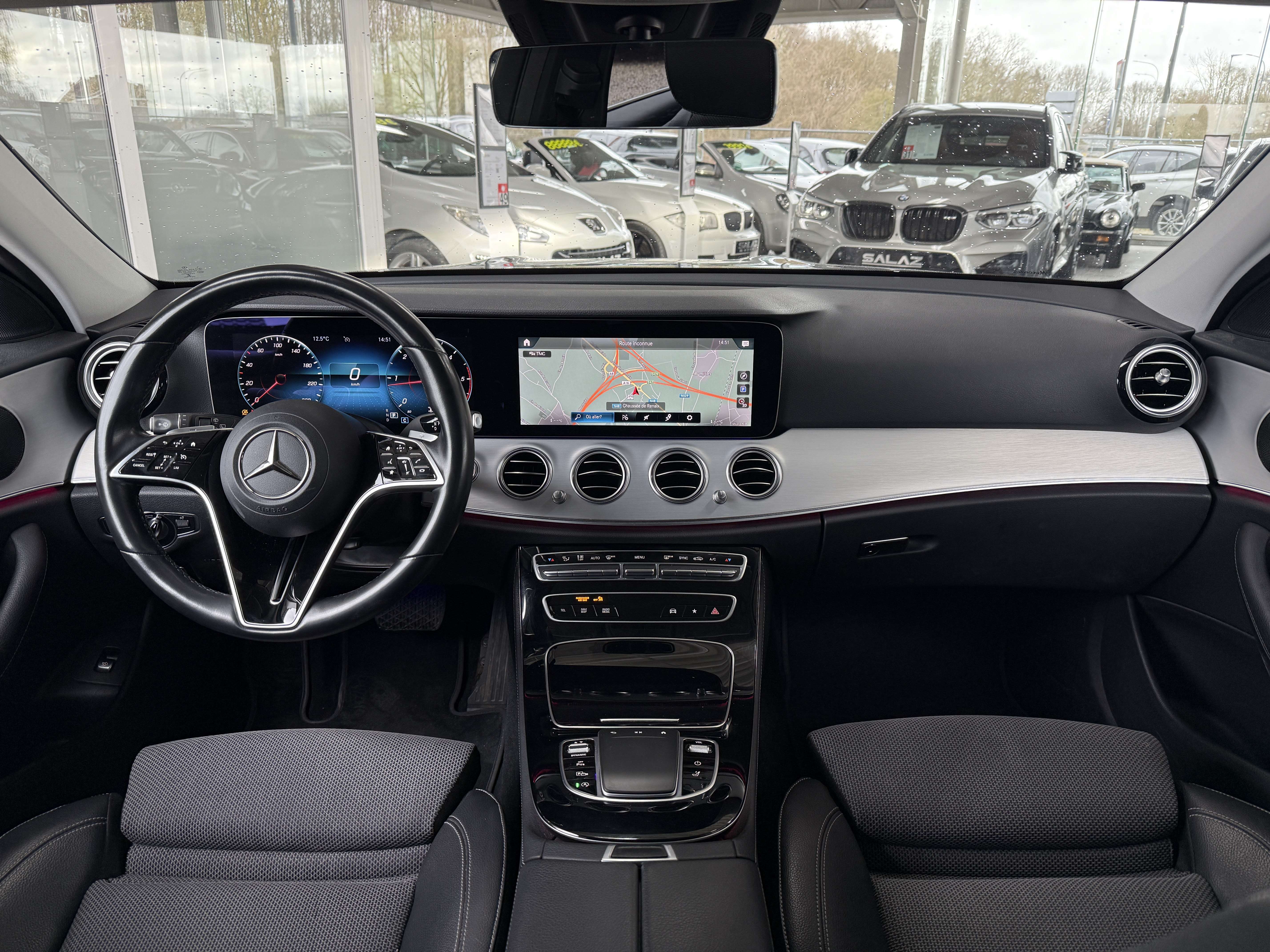 Mercedes-Benz E 200 E 200 d Business Solution AMG_NAVI_SEMICUIR_