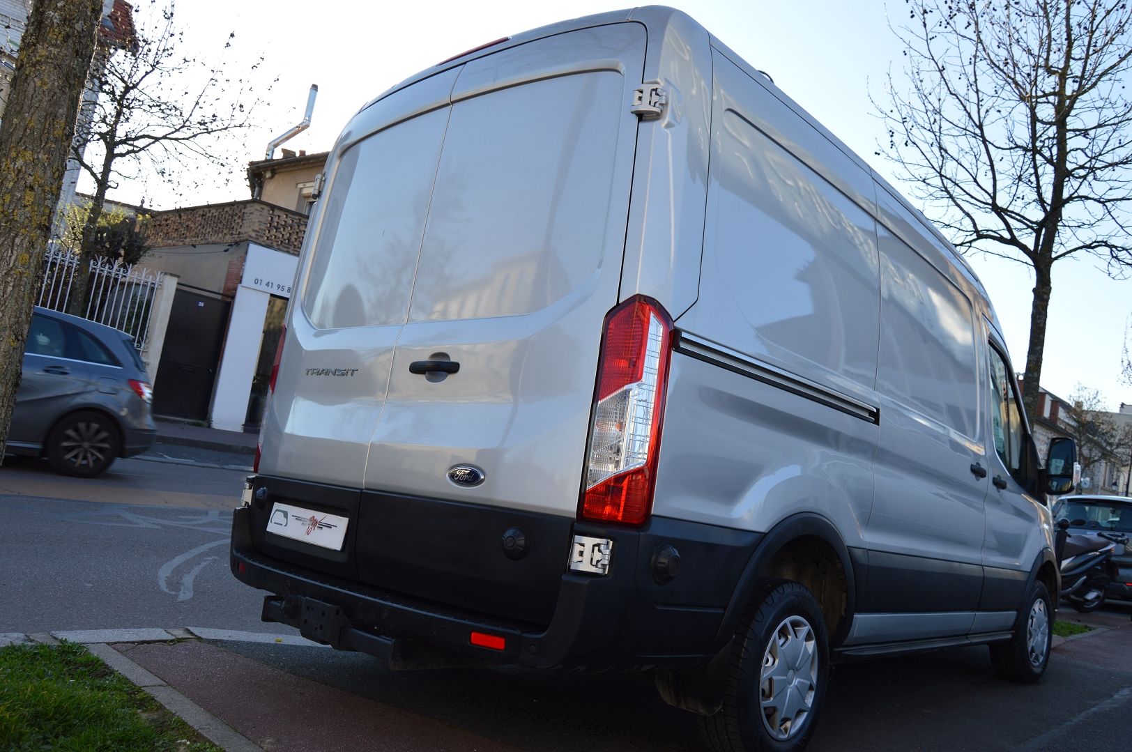 Ford TRANSIT 2T FG T330 L2H2 2.0 ECOBLUE 130CH S&S TREND BUSINESS