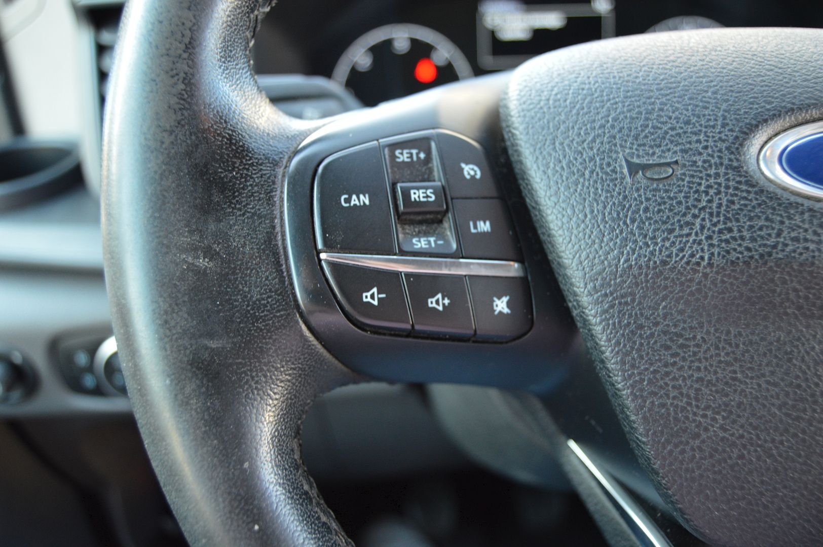 Ford TRANSIT 2T FG T330 L2H2 2.0 ECOBLUE 130CH S&S TREND BUSINESS