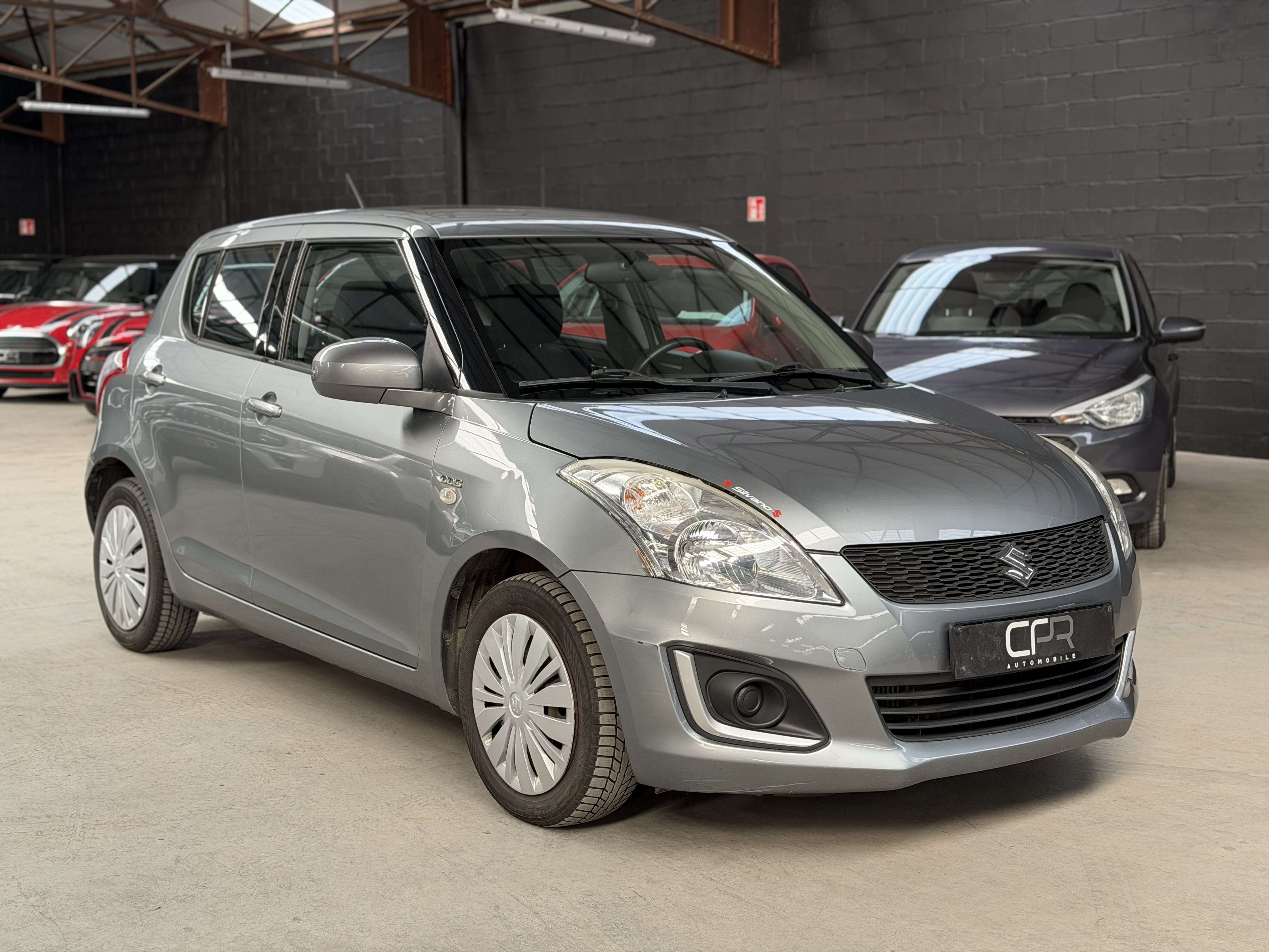 Suzuki Swift 1.3 D * GARANTIE 12 MOIS * CLIM * RADIO * USB