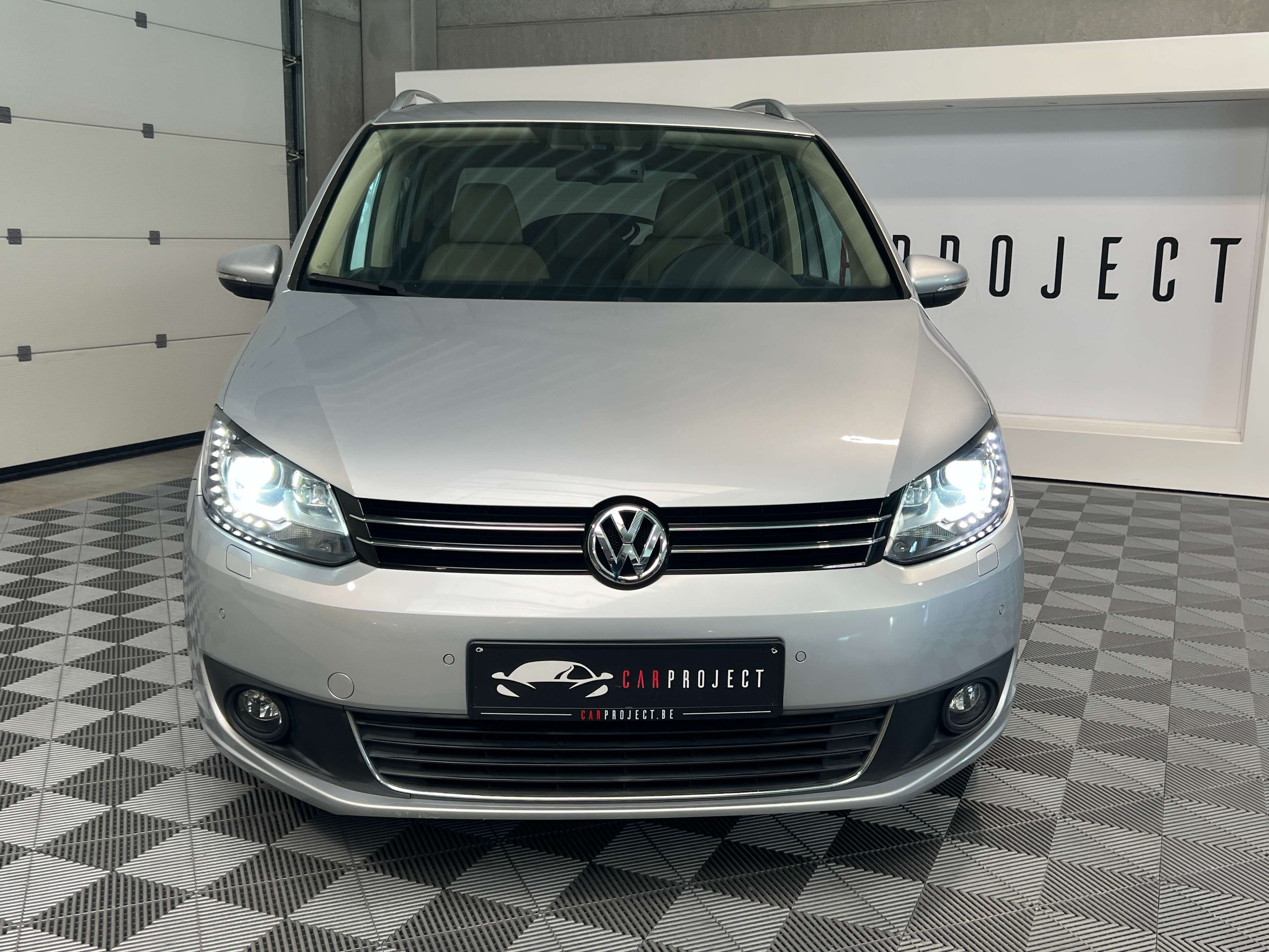 Volkswagen Touran 1.4 TSI Highline DSG/CLIM AUTO/ PDC AV+ARR+CAM/