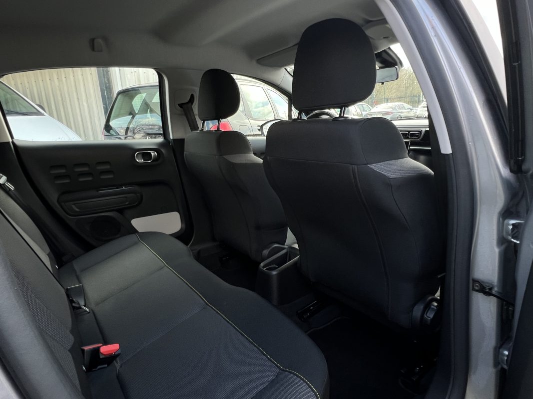 Citroen C3 II PHASE 2 SHINE 1.2 110 Cv 13 500 Kms / BVM6 APPLE CARPLAY & ANDROID - GARANTIE 1 AN
