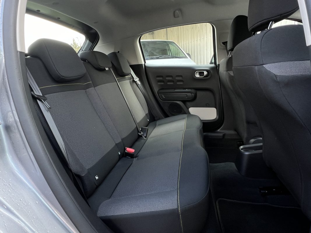 Citroen C3 II PHASE 2 SHINE 1.2 110 Cv 13 500 Kms / BVM6 APPLE CARPLAY & ANDROID - GARANTIE 1 AN