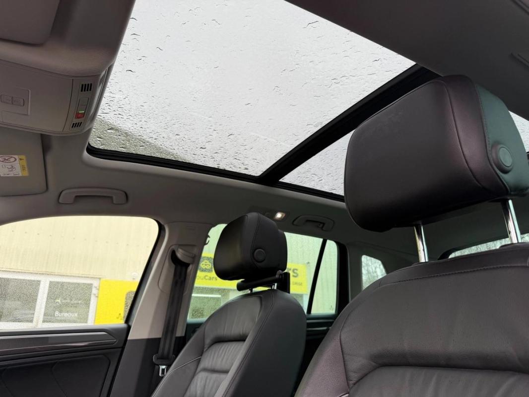 Volkswagen Tiguan 1.4 TSI 150 BLUEMOTION CARAT EXCLUSIVE DSG BVA ENTRETIEN COMPLET VW TOIT OUVRANT