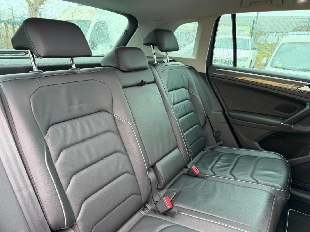 Volkswagen Tiguan 1.4 TSI 150 BLUEMOTION CARAT EXCLUSIVE DSG BVA ENTRETIEN COMPLET VW TOIT OUVRANT