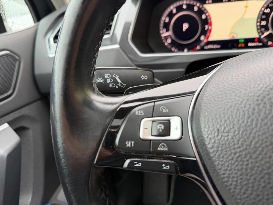 Volkswagen Tiguan 1.4 TSI 150 BLUEMOTION CARAT EXCLUSIVE DSG BVA ENTRETIEN COMPLET VW TOIT OUVRANT