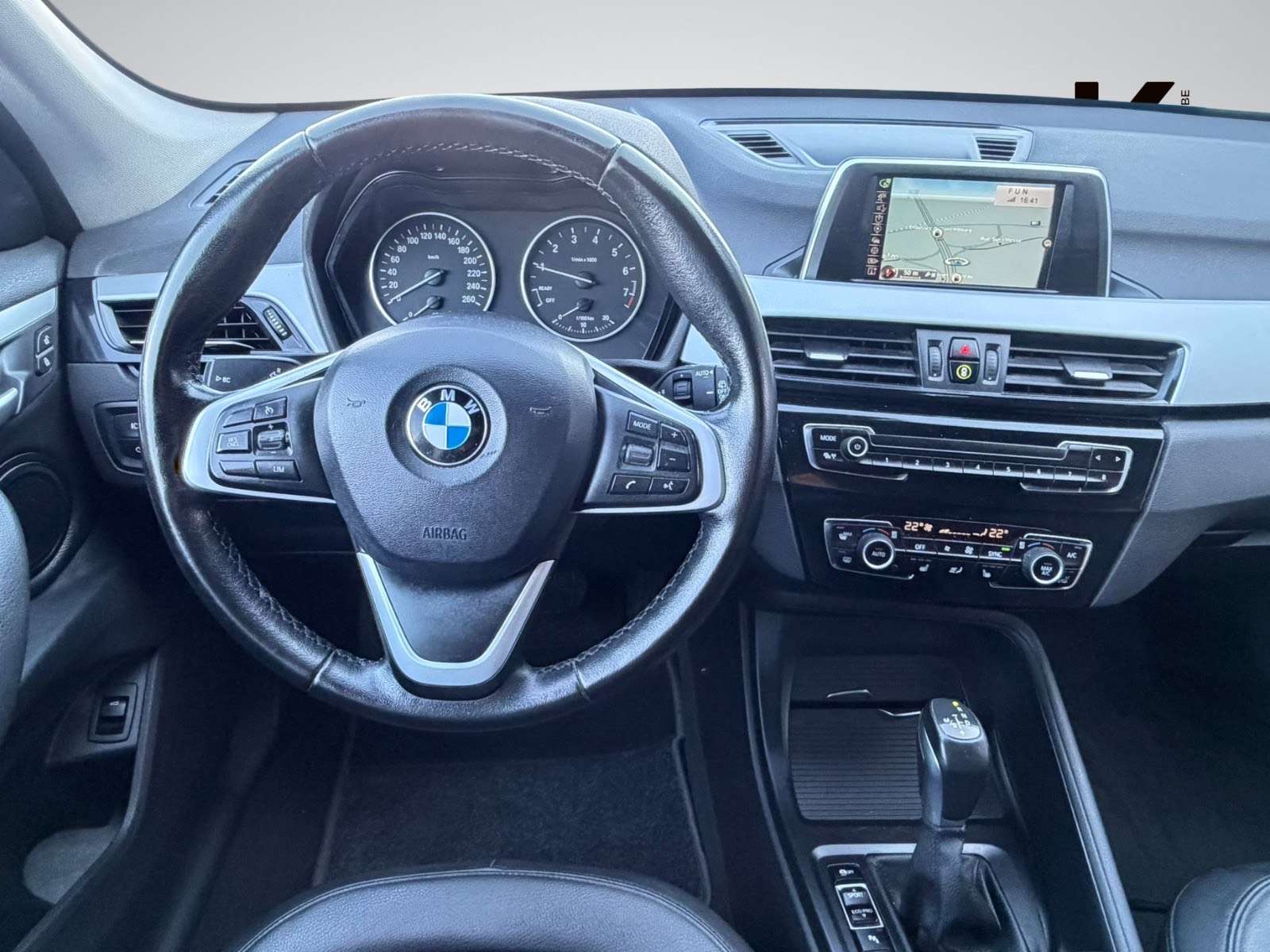 BMW X1 X1 1.5iA sDrive18 / Cuir / Navi / Radar / Garantie