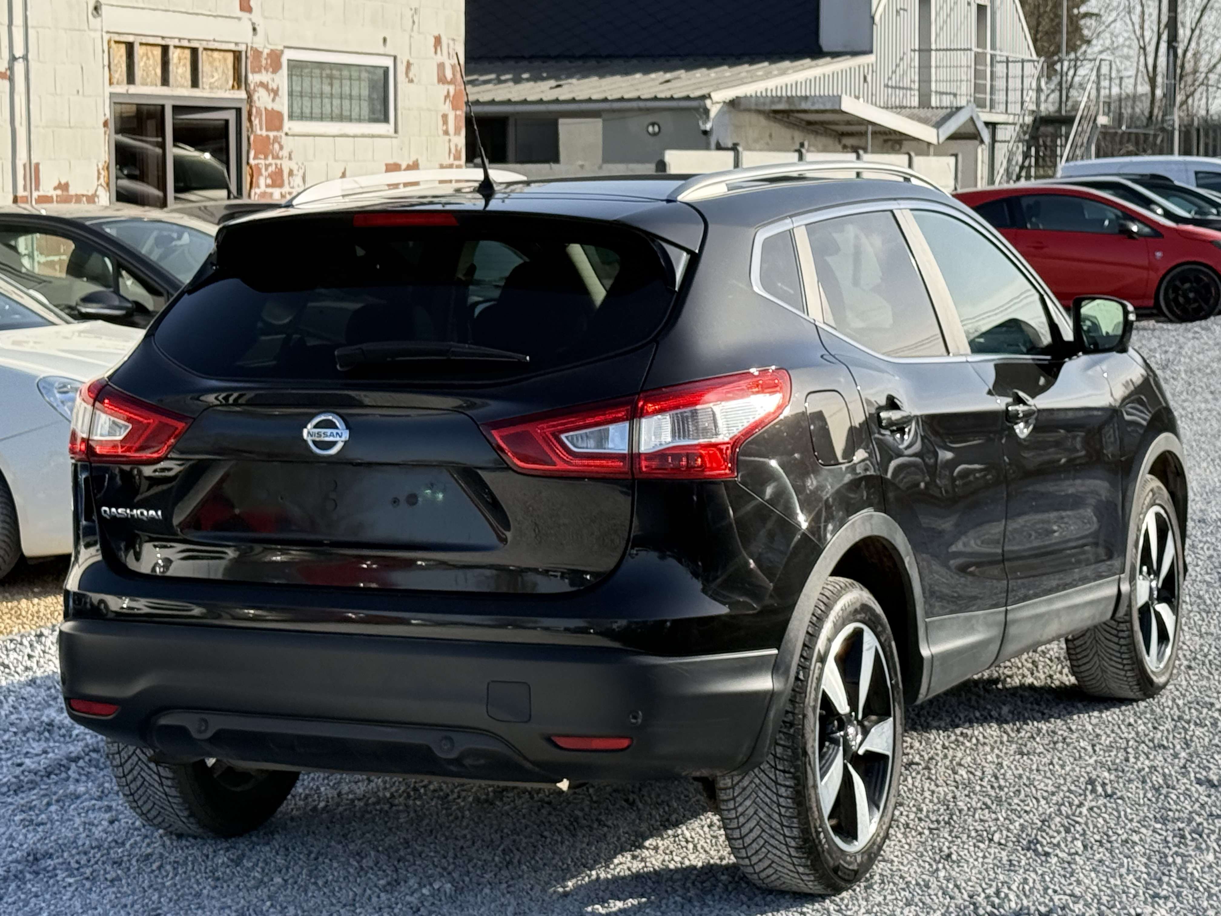 Nissan Qashqai Qashqai 1.2 DIG-T 2WD - Automatique - full Carnet