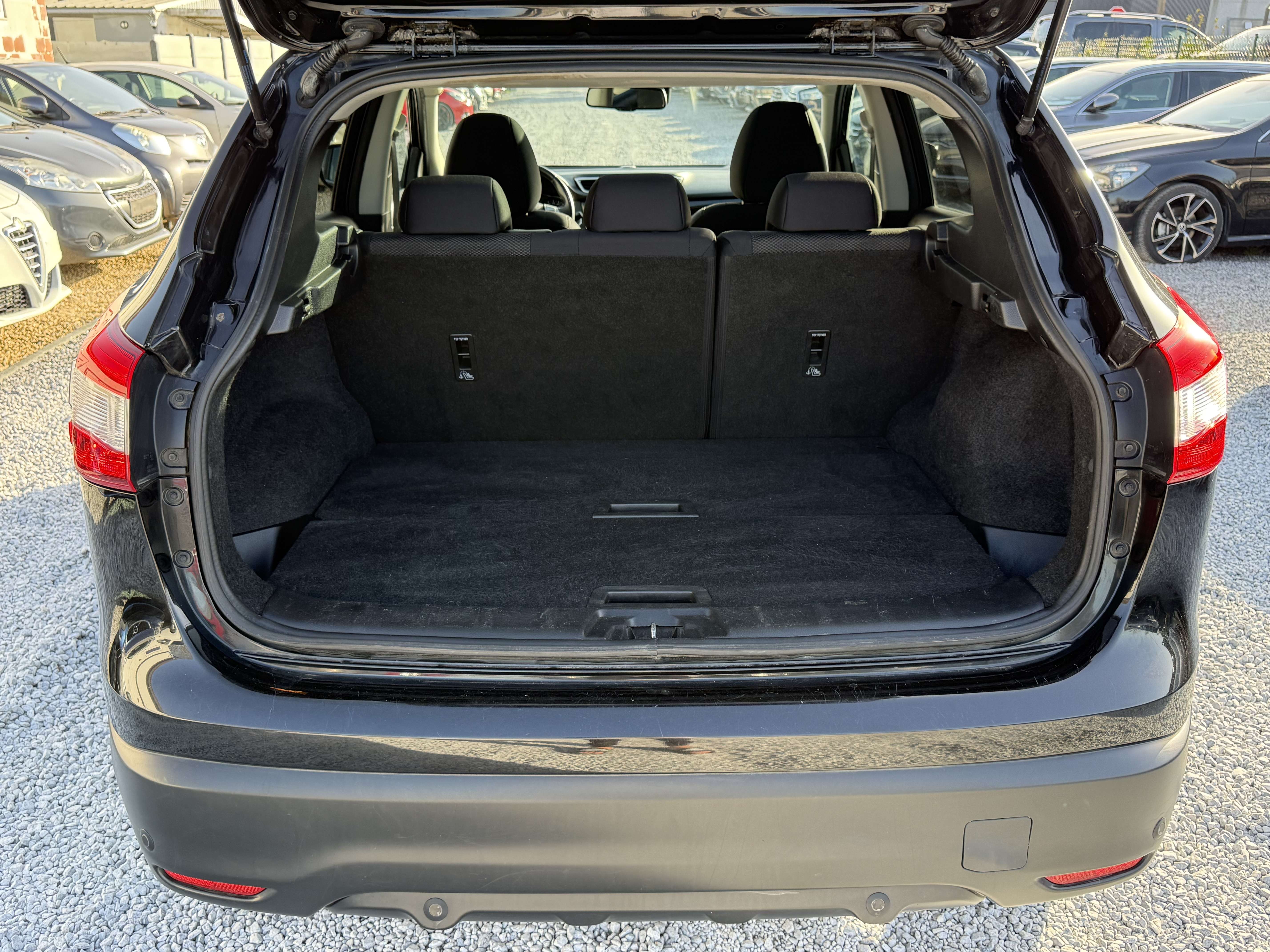 Nissan Qashqai Qashqai 1.2 DIG-T 2WD - Automatique - full Carnet
