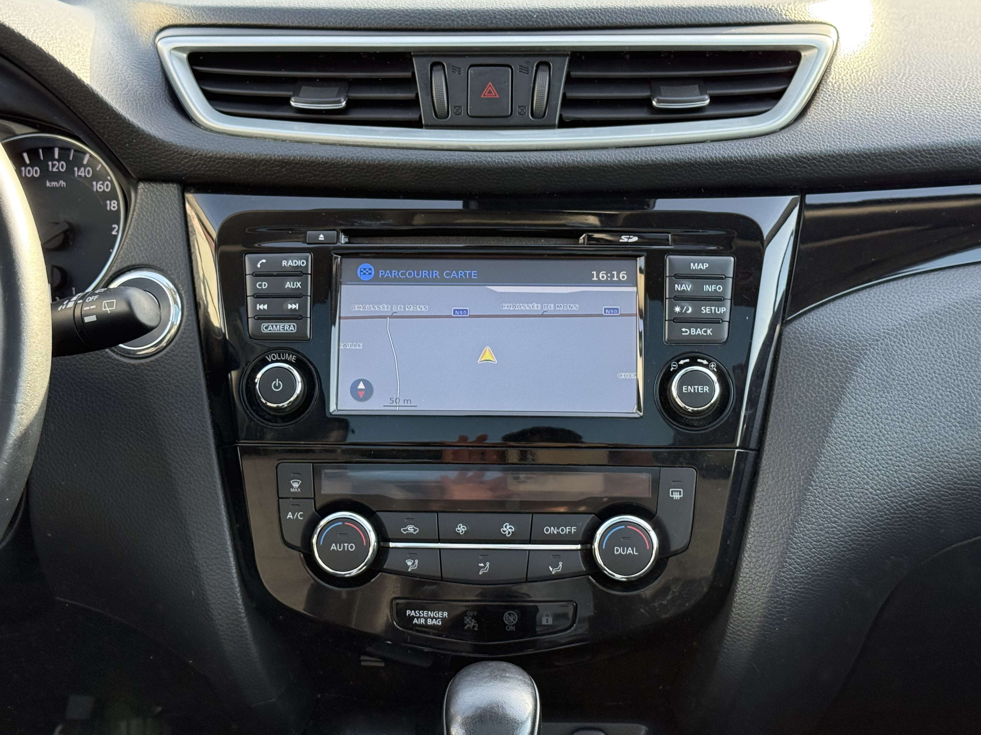 Nissan Qashqai Qashqai 1.2 DIG-T 2WD - Automatique - full Carnet