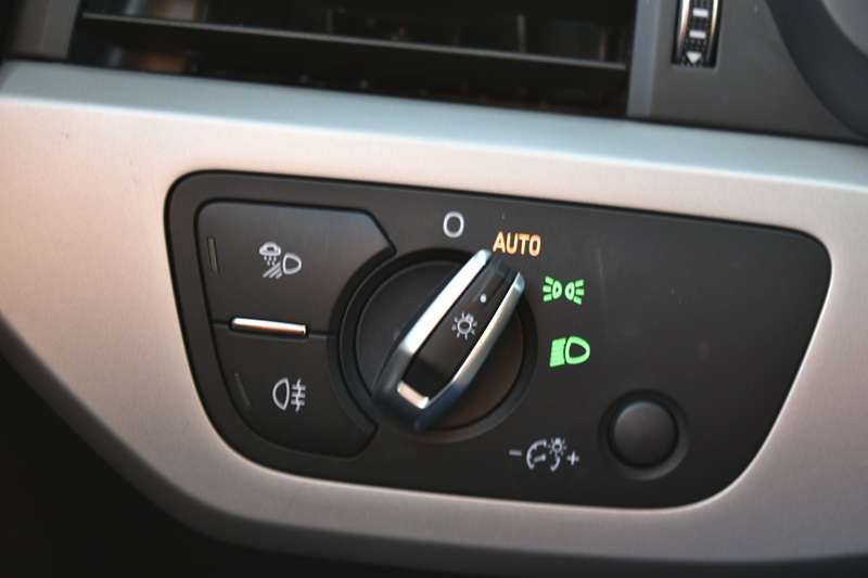 Audi A4 35 TFSI *LEZ BXL 2035 *Automatique*Garantie 12MOIS