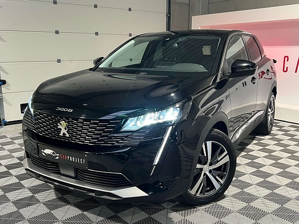 Peugeot 3008 1.2i Allure/GPS/FULL LED/ CARPLAY/PDC AV+ARR+CAM/