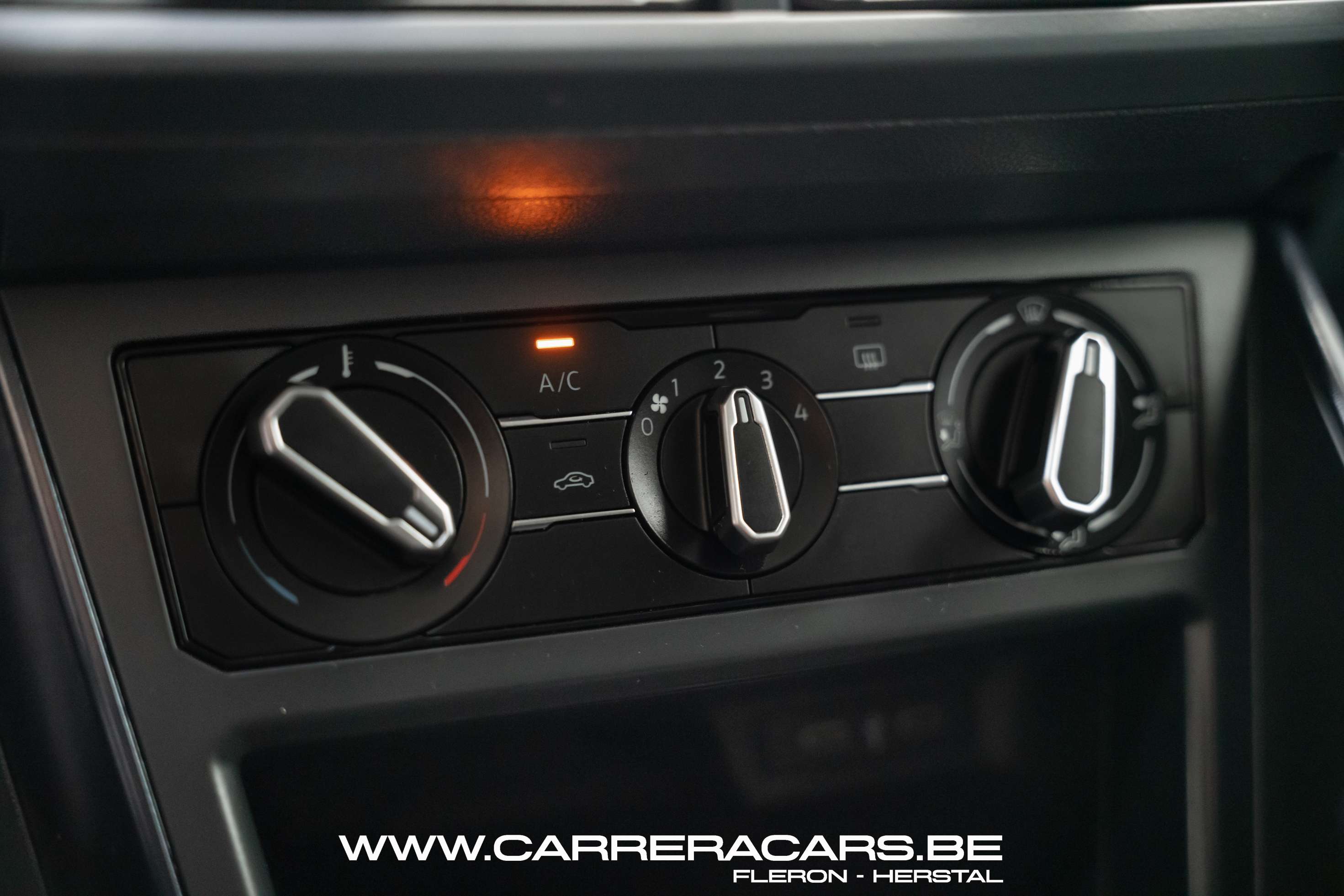 Volkswagen Polo 1.0i R-Line*|CRUISE*AIRCO*GARANTIE 12 MOIS*|