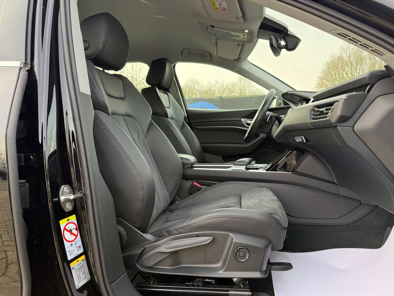 Audi e-tron 50 QUATTRO GPS CAMERA ZETELVER ELEKKOFFR ADAPTCRSE