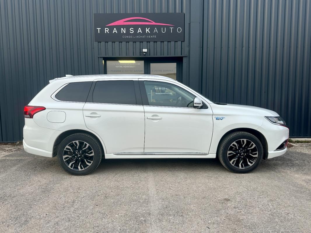 Mitsubishi Outlander 2.0I 200 PHEV Hybride rechargeable Essence Instyle - 2016 75 000 km Garantie