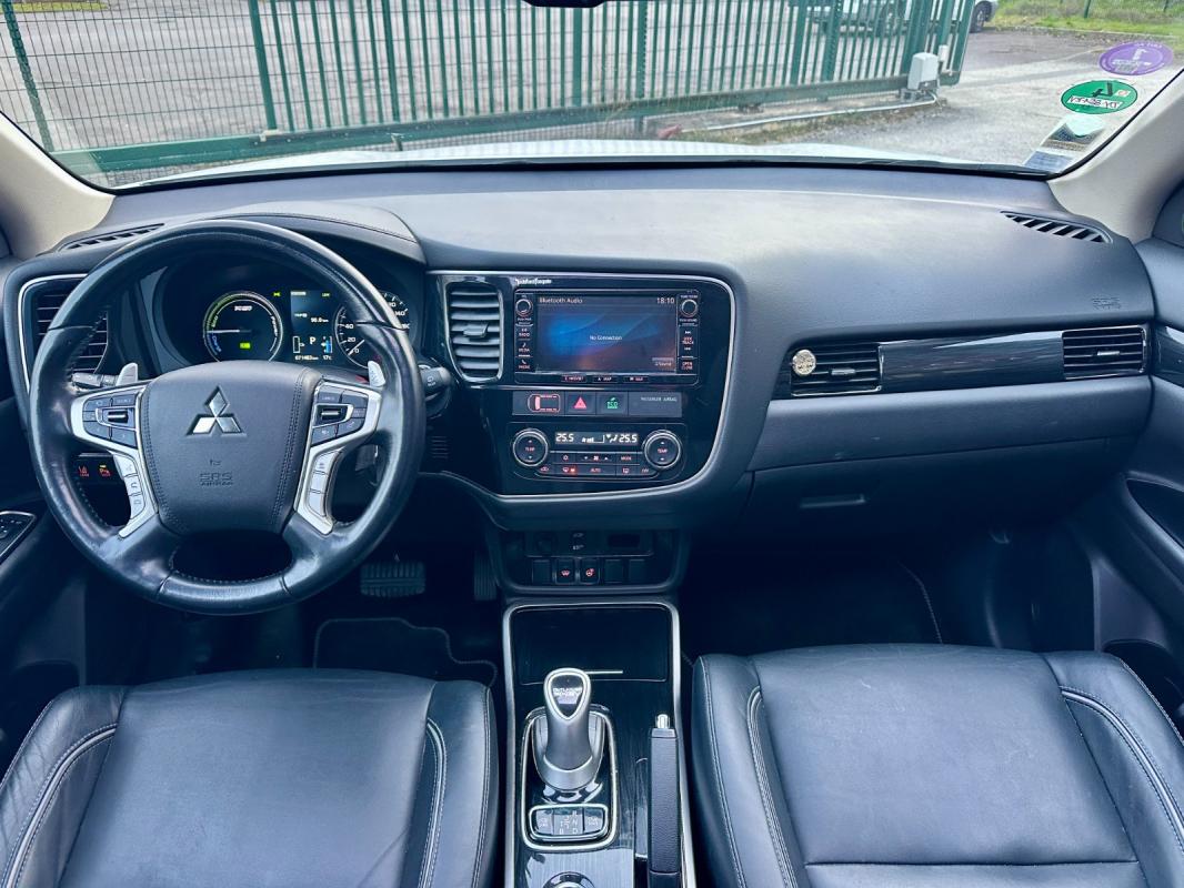 Mitsubishi Outlander 2.0I 200 PHEV Hybride rechargeable Essence Instyle - 2016 75 000 km Garantie