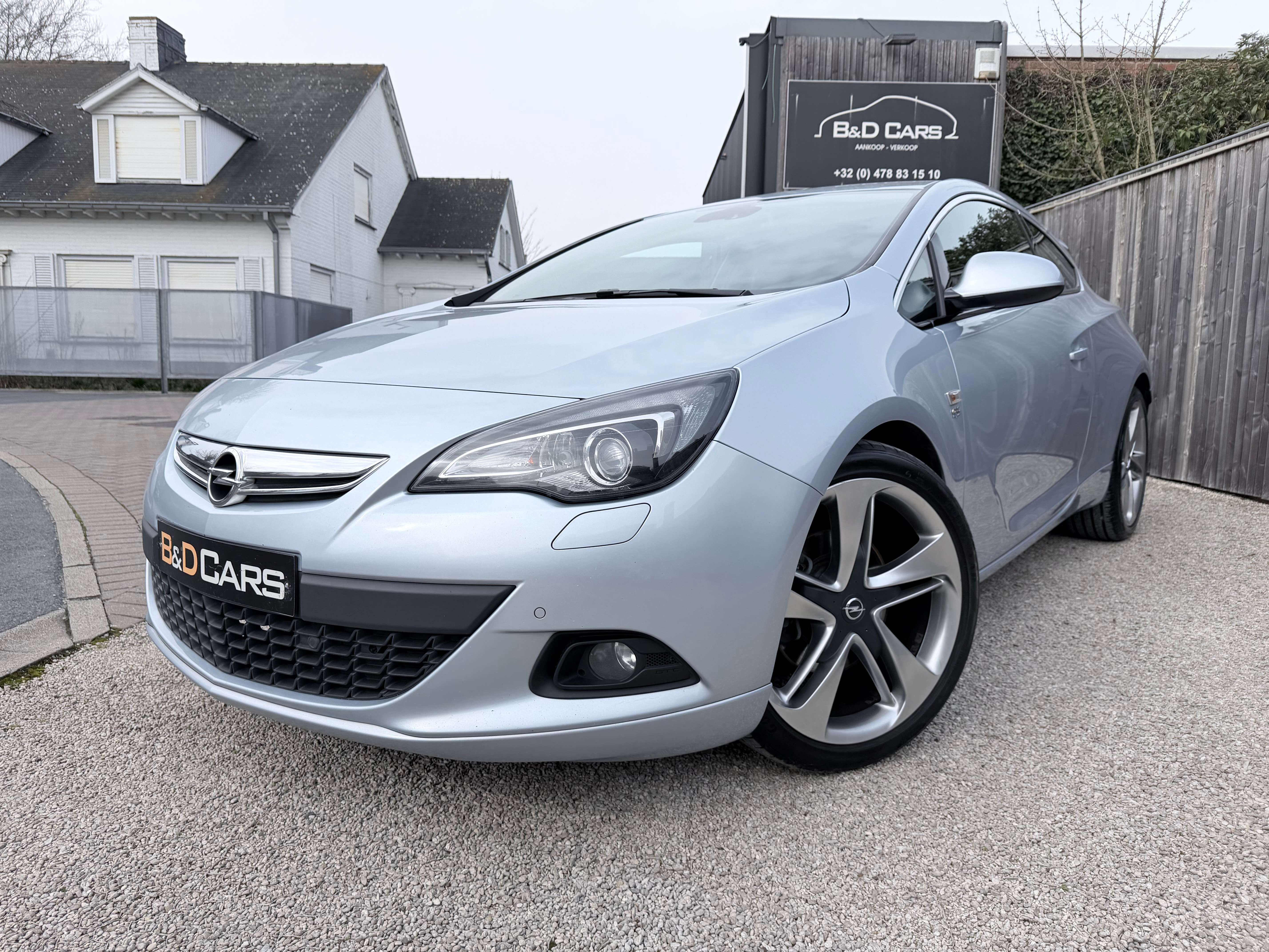 Opel Astra GTC 1.4 Turbo OPC-Line 1steHAND/1MAIN