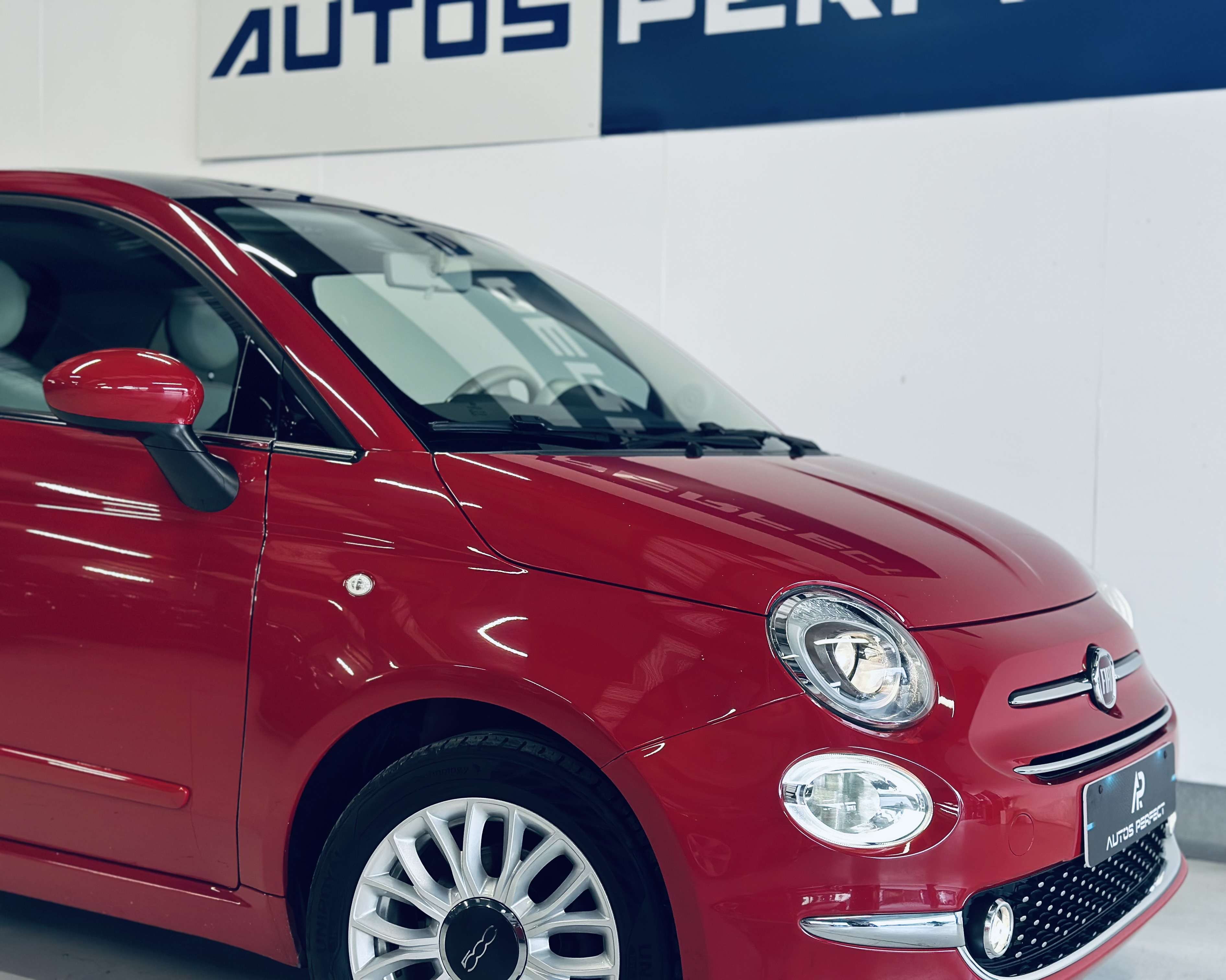 Fiat 500 1.2i TOIT PANO CRUISE CARPLAY 1ER PROPRIETAIRE