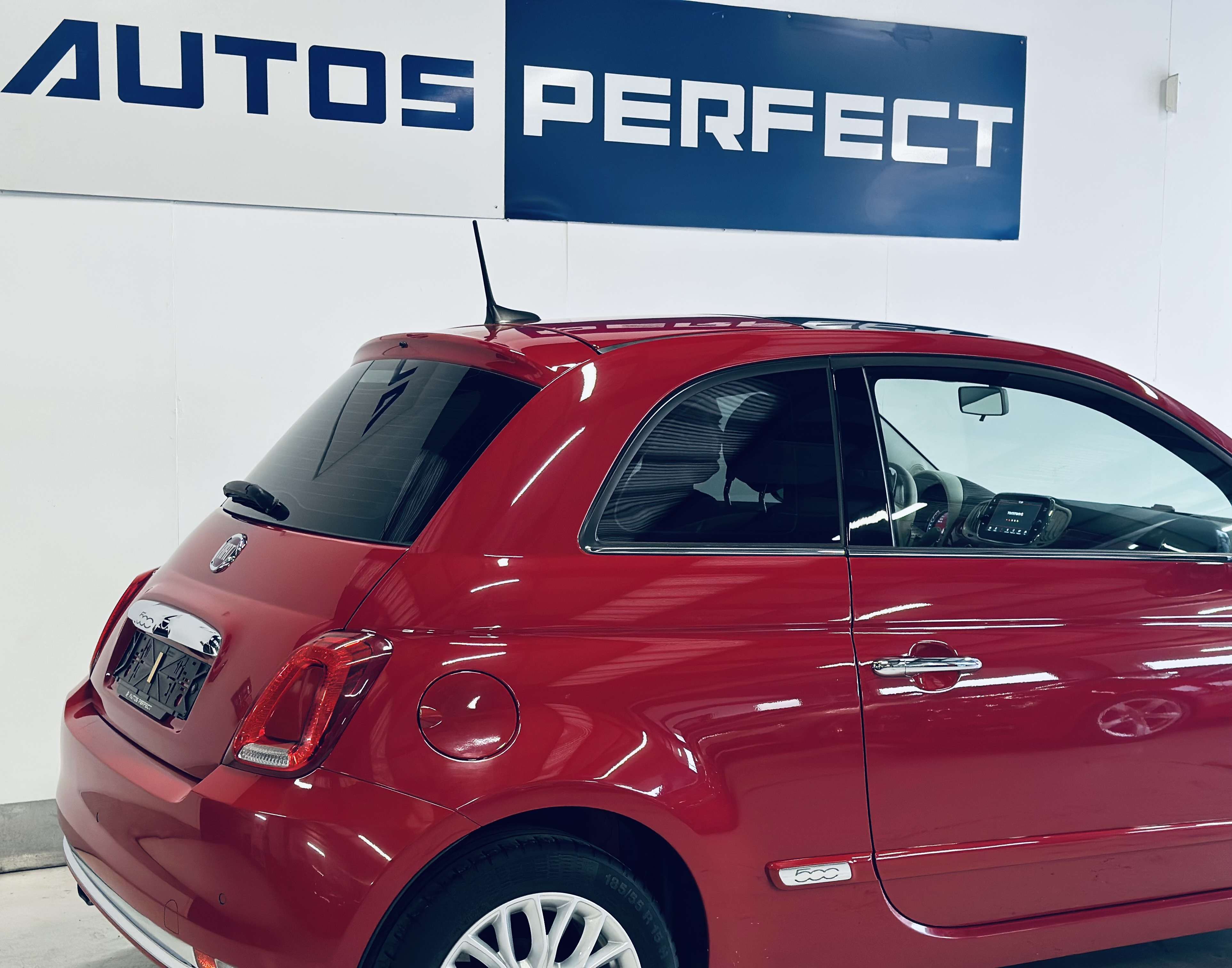 Fiat 500 1.2i TOIT PANO CRUISE CARPLAY 1ER PROPRIETAIRE