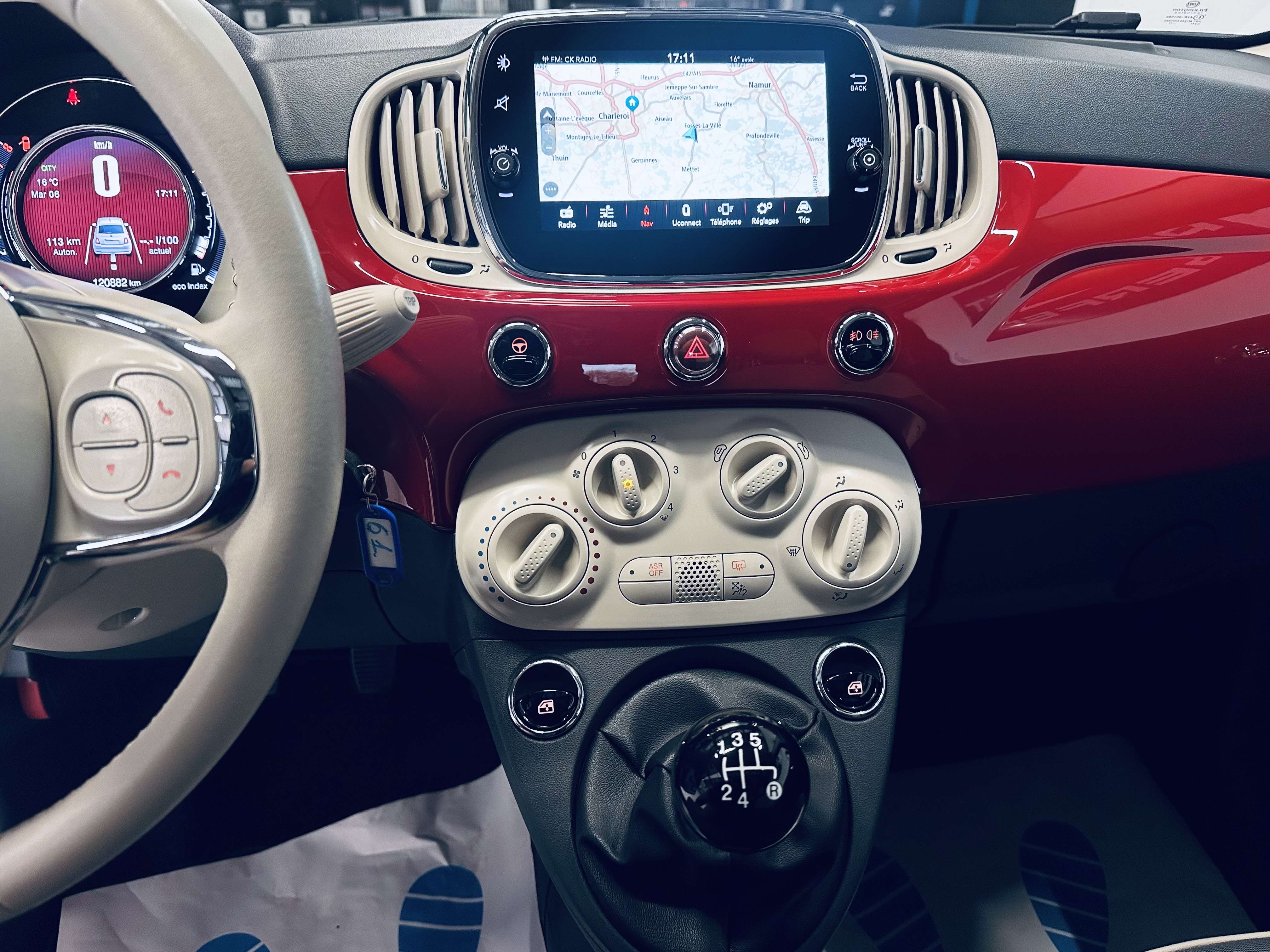 Fiat 500 1.2i TOIT PANO CRUISE CARPLAY 1ER PROPRIETAIRE