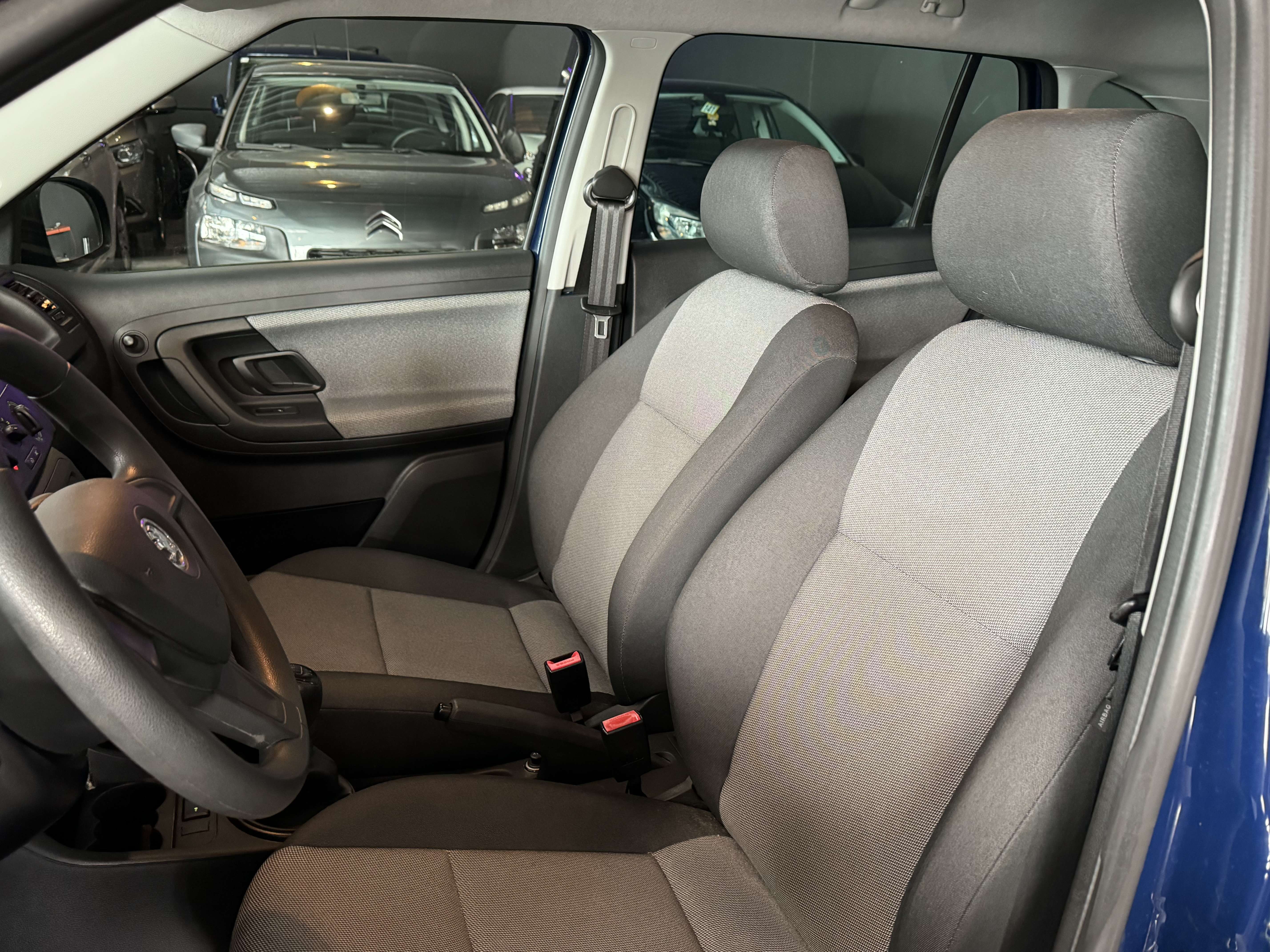 Skoda Fabia SW 1.2i - A/C - RADIO CD/MEDIA - EURO 5b - MANUEL