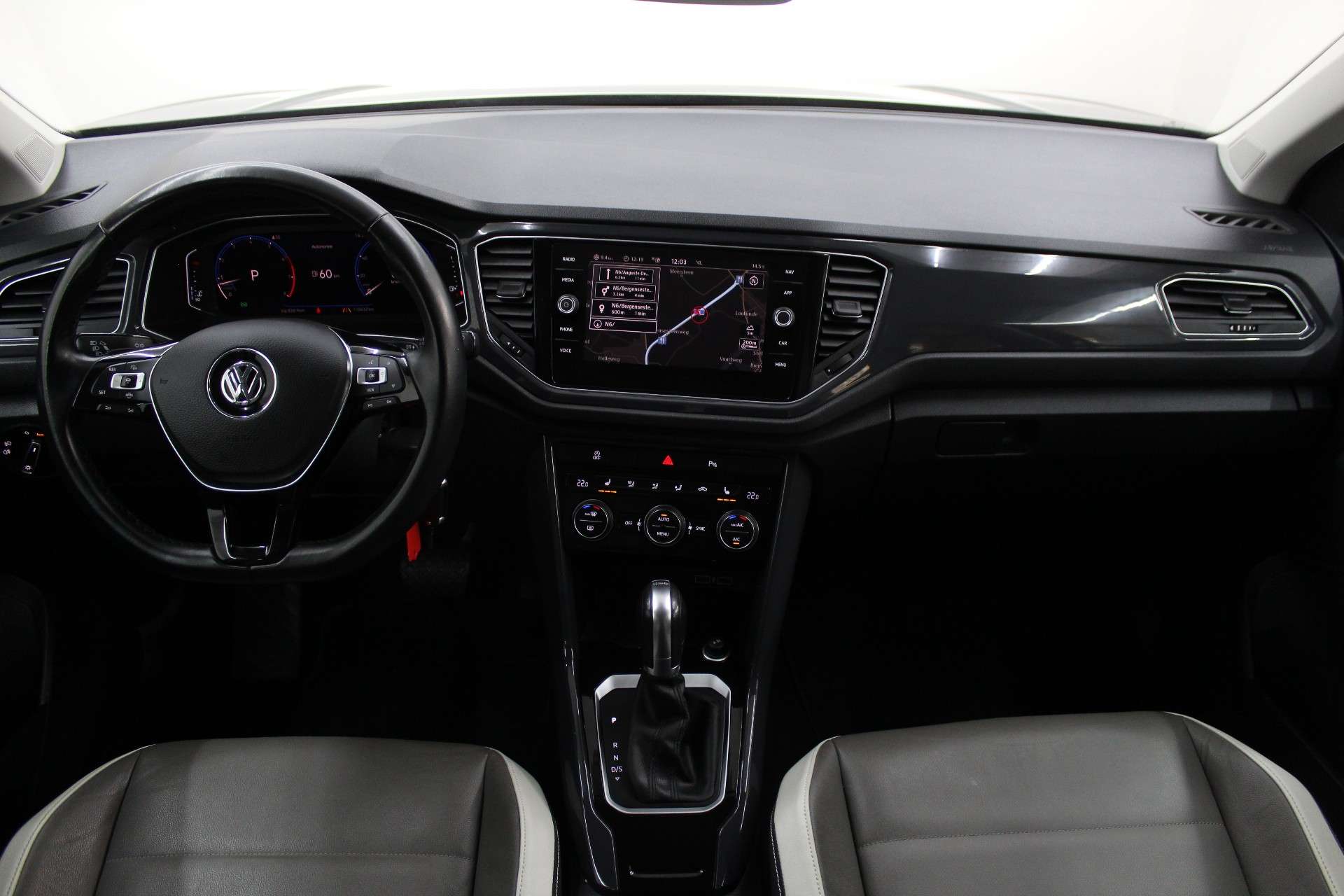 Volkswagen T-Roc T-Roc 1.5 TSI ACT IQ Drive OPF DSG * Garantie *
