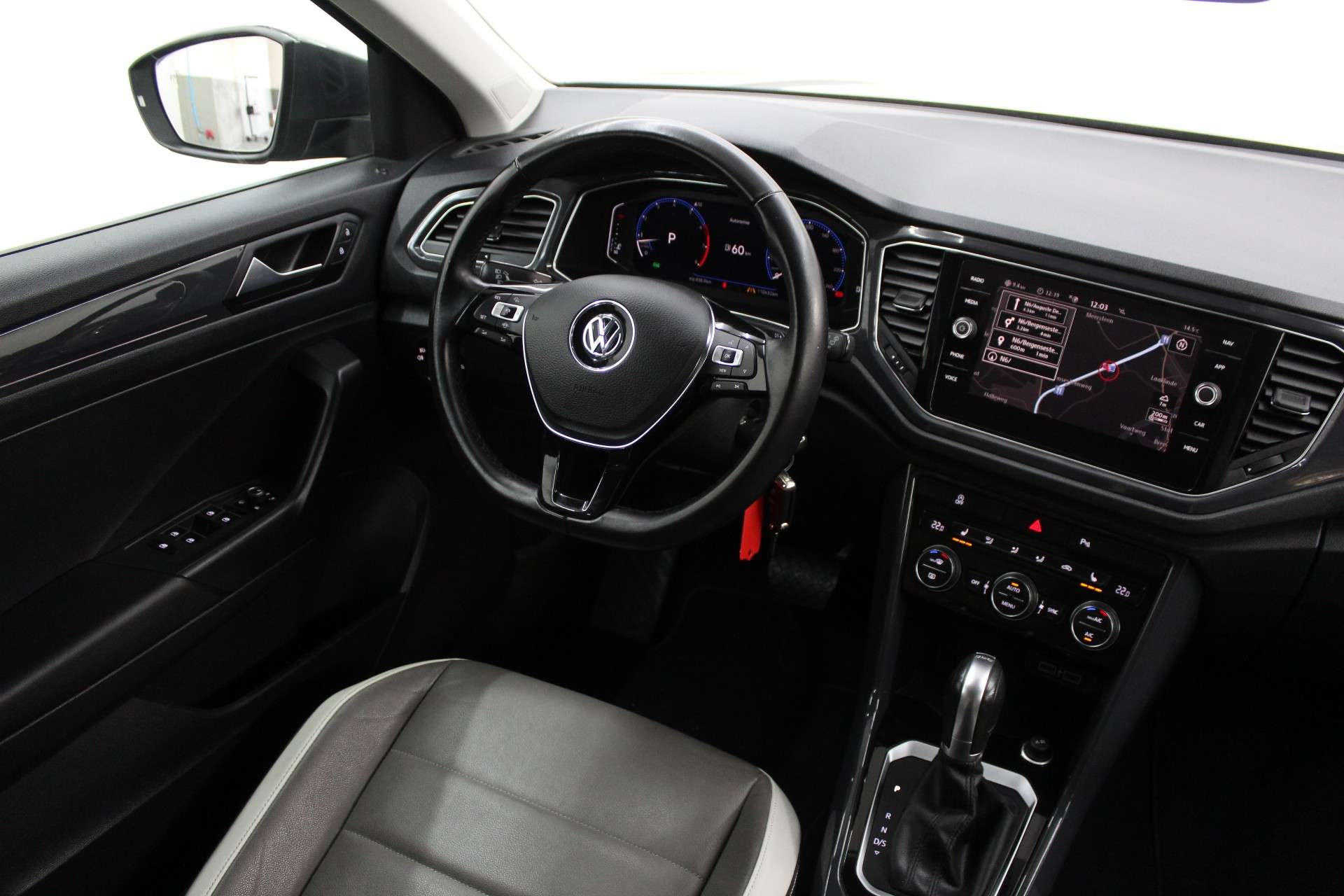 Volkswagen T-Roc T-Roc 1.5 TSI ACT IQ Drive OPF DSG * Garantie *