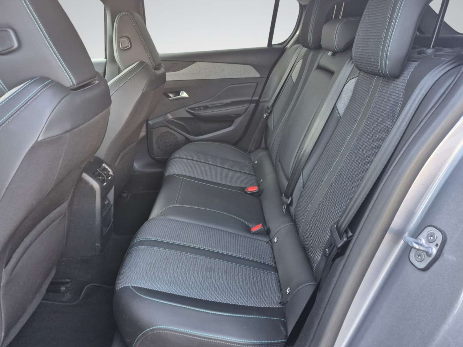 Peugeot 308 1.2 Allure S&S//CAMERA//GPS//CARPLAY//GARANTIE 12M