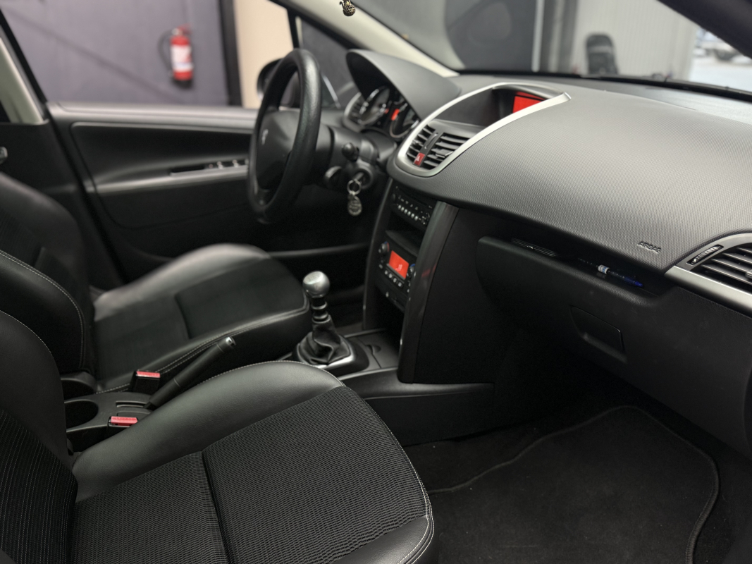 Peugeot 207 1.6 HDI 112ch OutDoor