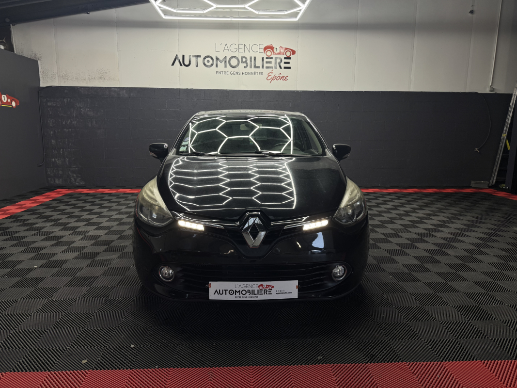 Renault Clio IV TCe 120 Intens EDC
