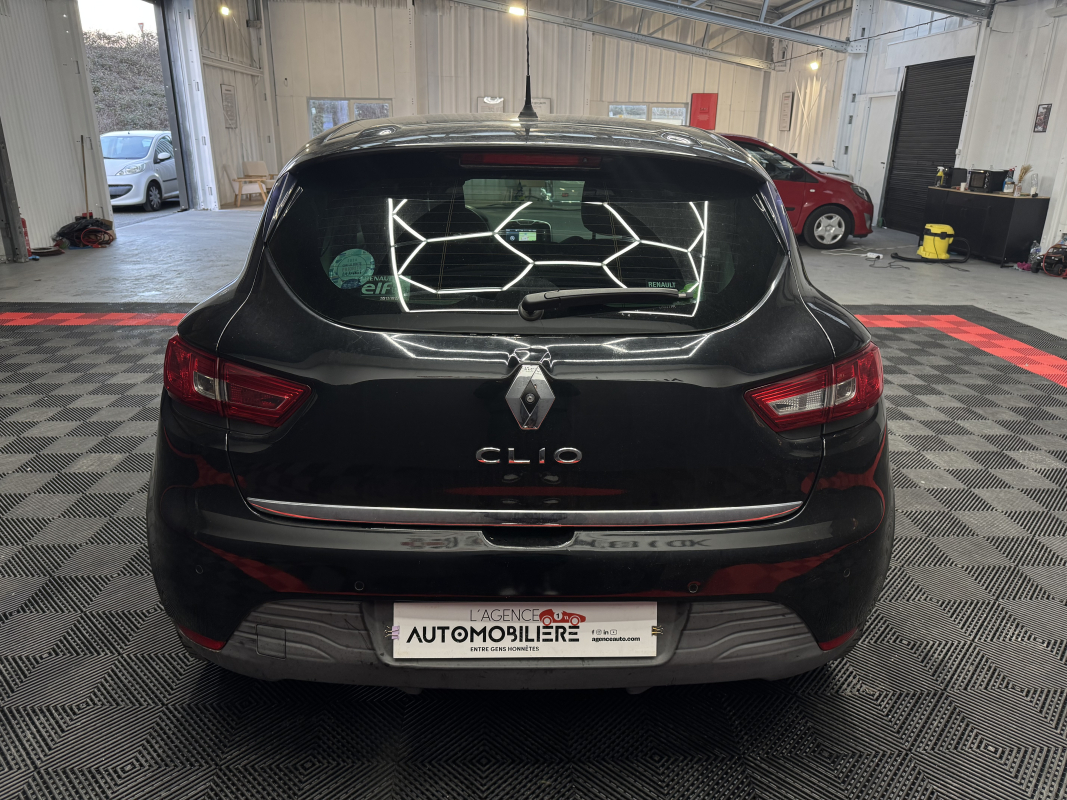 Renault Clio IV TCe 120 Intens EDC