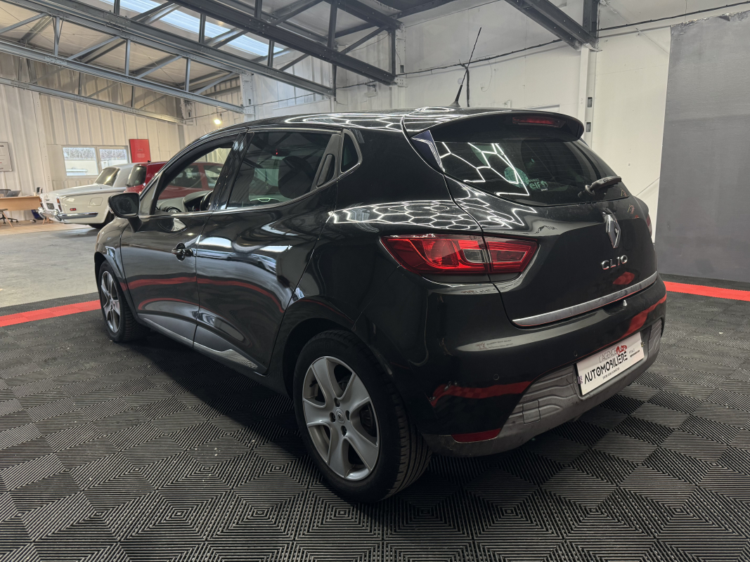 Renault Clio IV TCe 120 Intens EDC