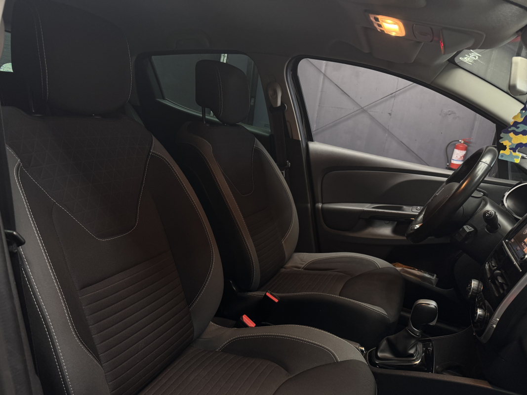 Renault Clio IV TCe 120 Intens EDC