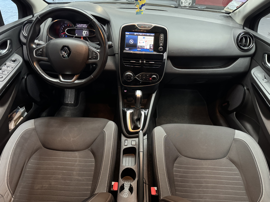 Renault Clio IV TCe 120 Intens EDC