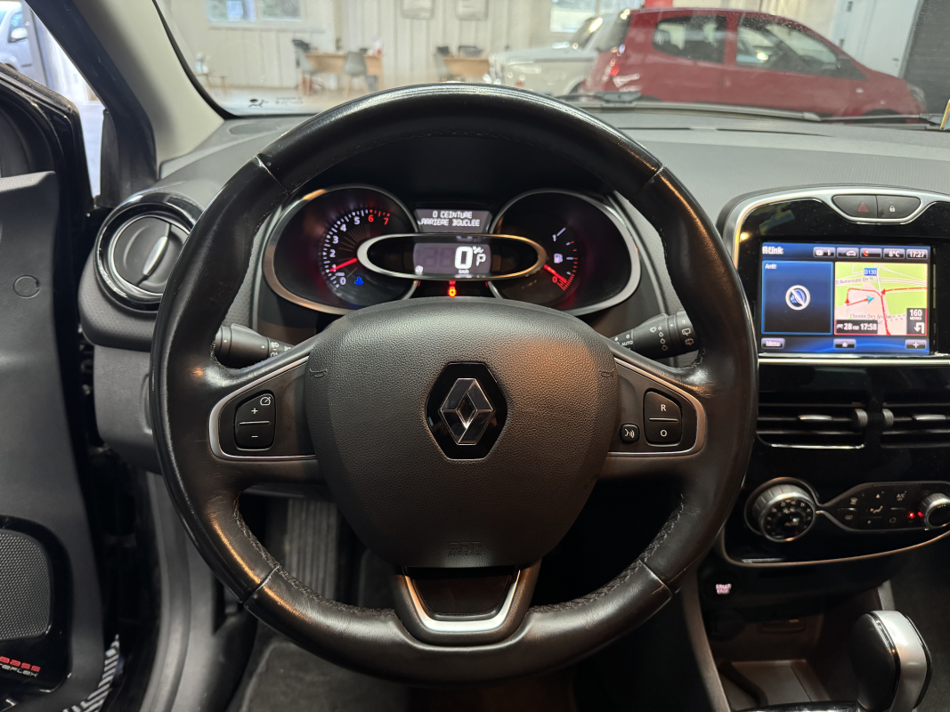 Renault Clio IV TCe 120 Intens EDC