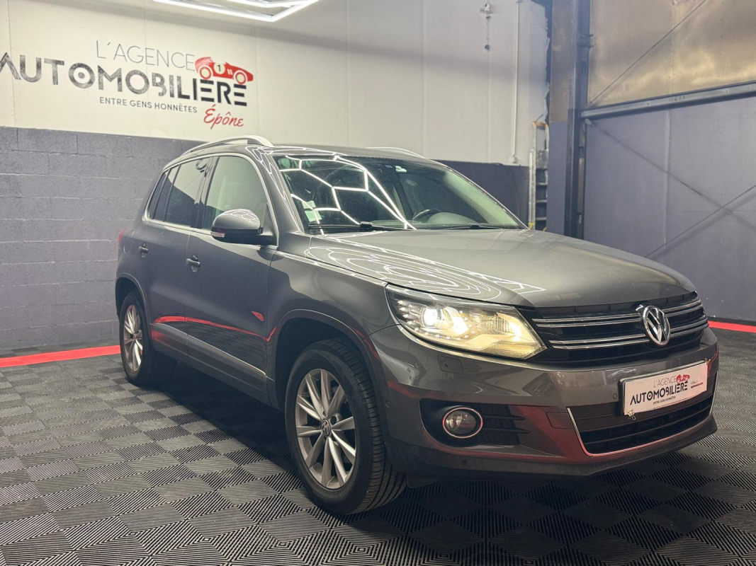 Volkswagen Tiguan 2.0 TDI CARAT 4 MOTION