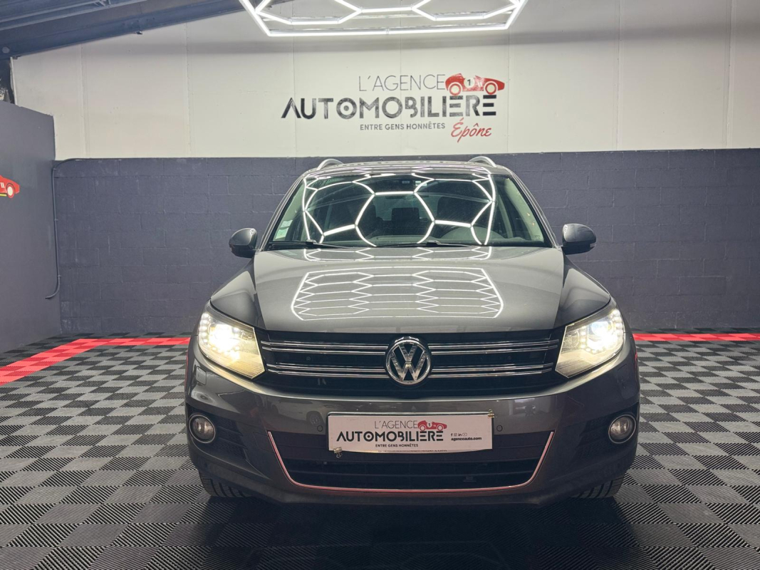 Volkswagen Tiguan 2.0 TDI CARAT 4 MOTION