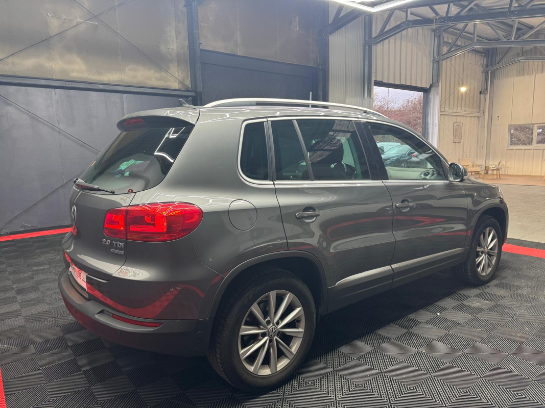 Volkswagen Tiguan 2.0 TDI CARAT 4 MOTION