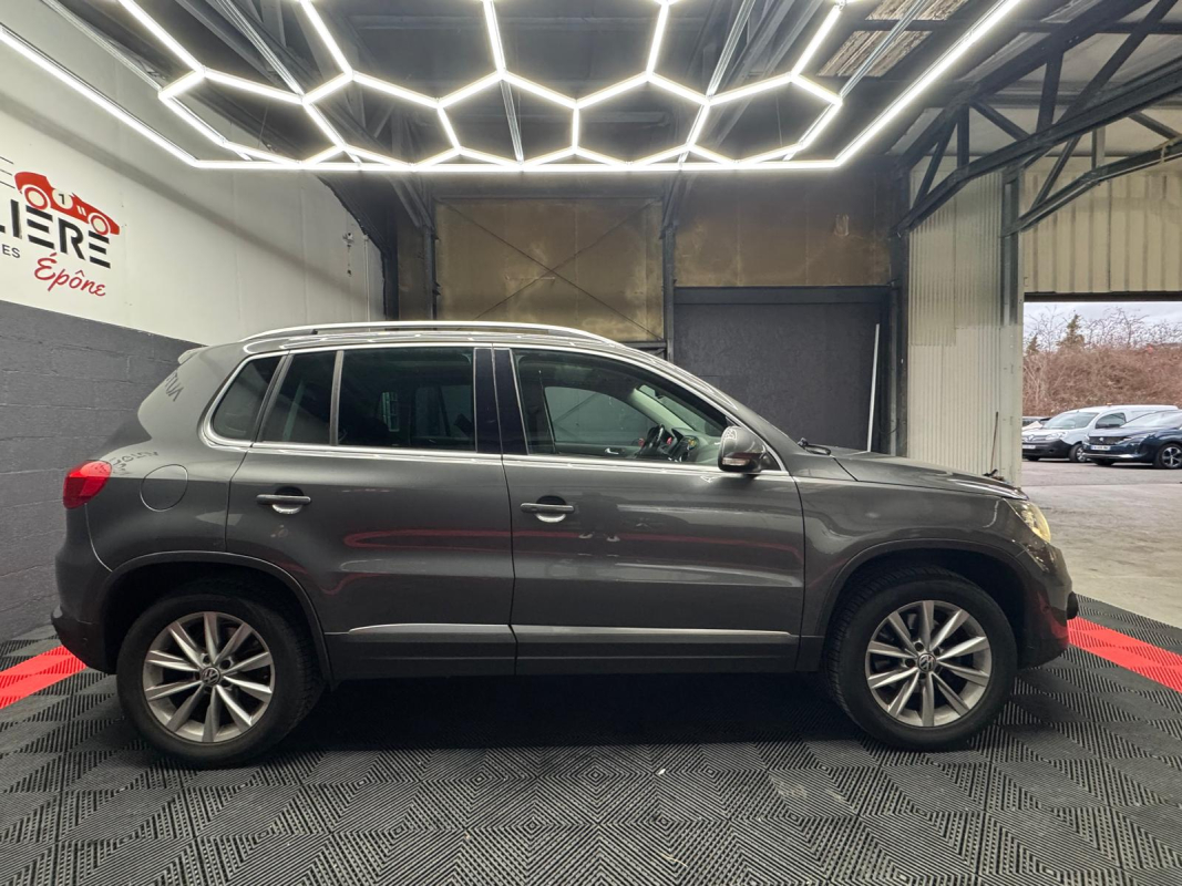 Volkswagen Tiguan 2.0 TDI CARAT 4 MOTION