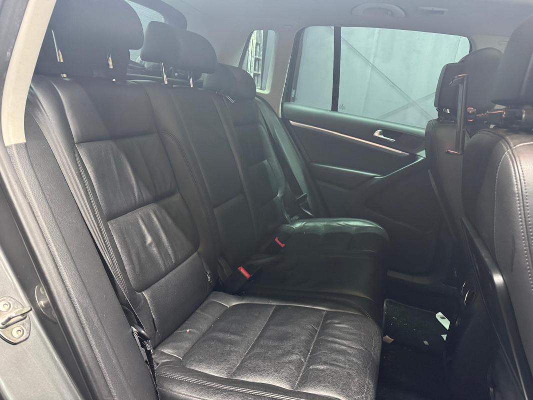 Volkswagen Tiguan 2.0 TDI CARAT 4 MOTION