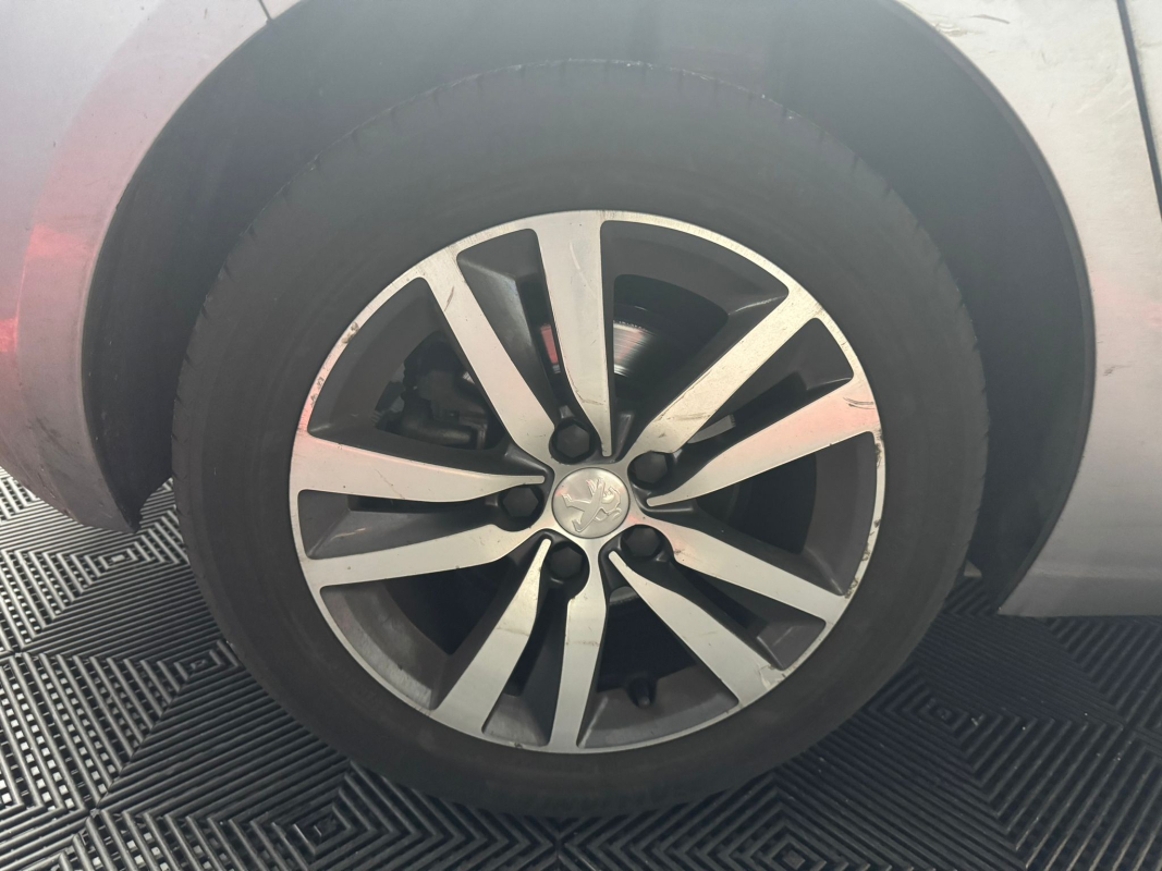 Peugeot 308 1.2 PureTech 130 ALLURE