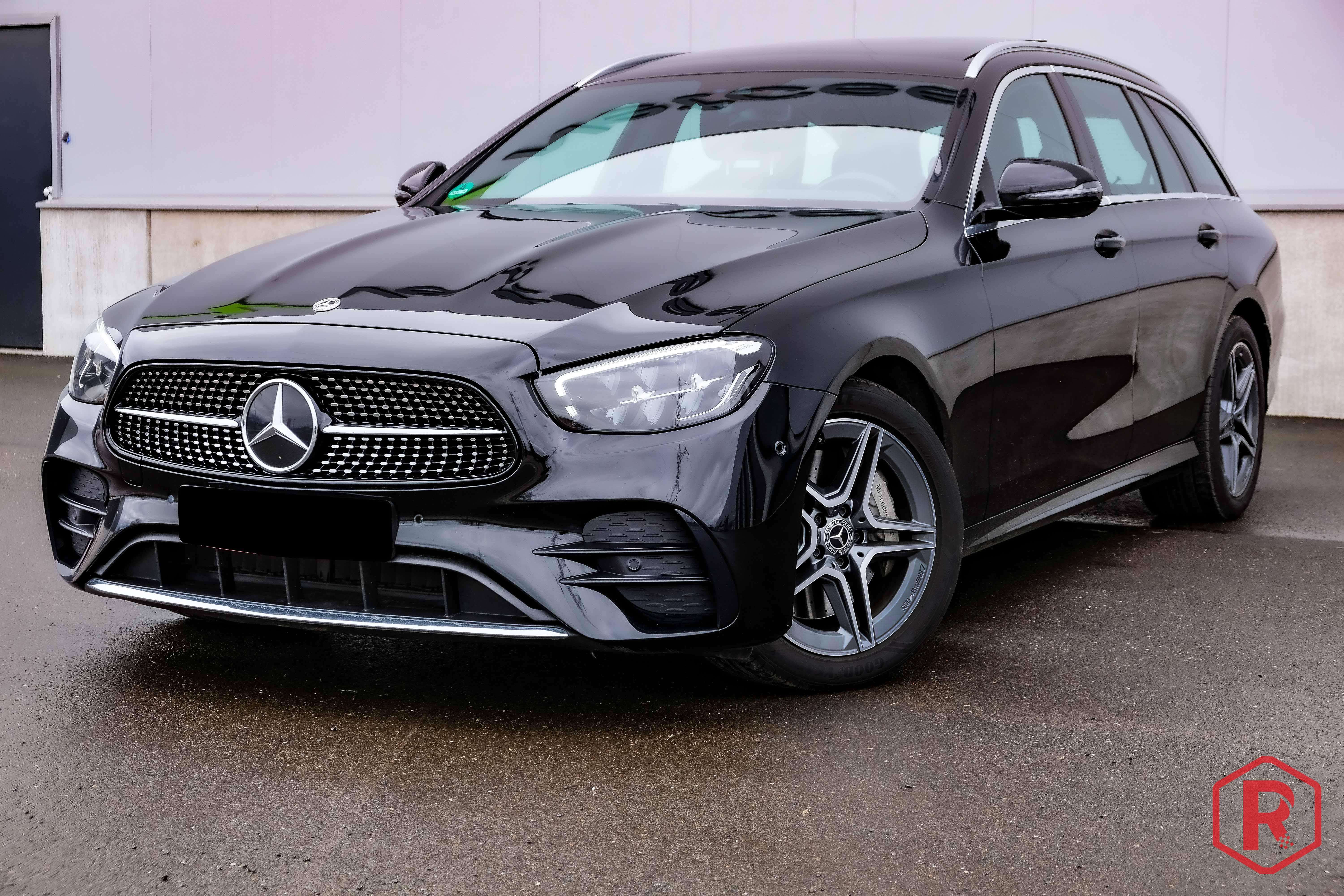 Mercedes-Benz E 300 de Break AMG Pano BTWwagen PHEV