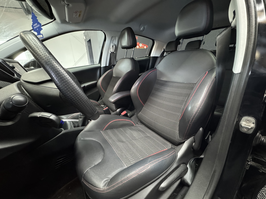 Peugeot 208 110 GT LINE